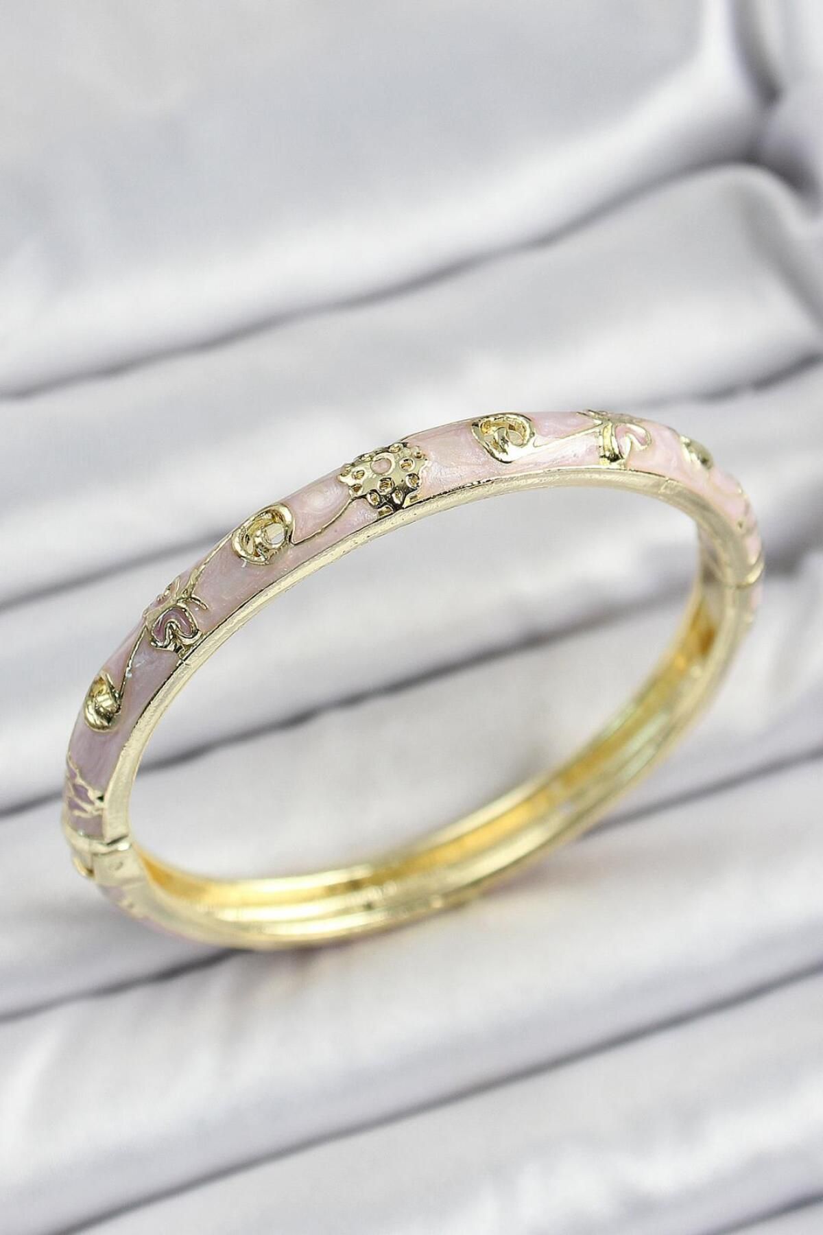 AfraBeauty Mineli 925 Ayar Paslanmaz Çelik Gold Renk Pembe Renk Motifli Kadın Kelepçe