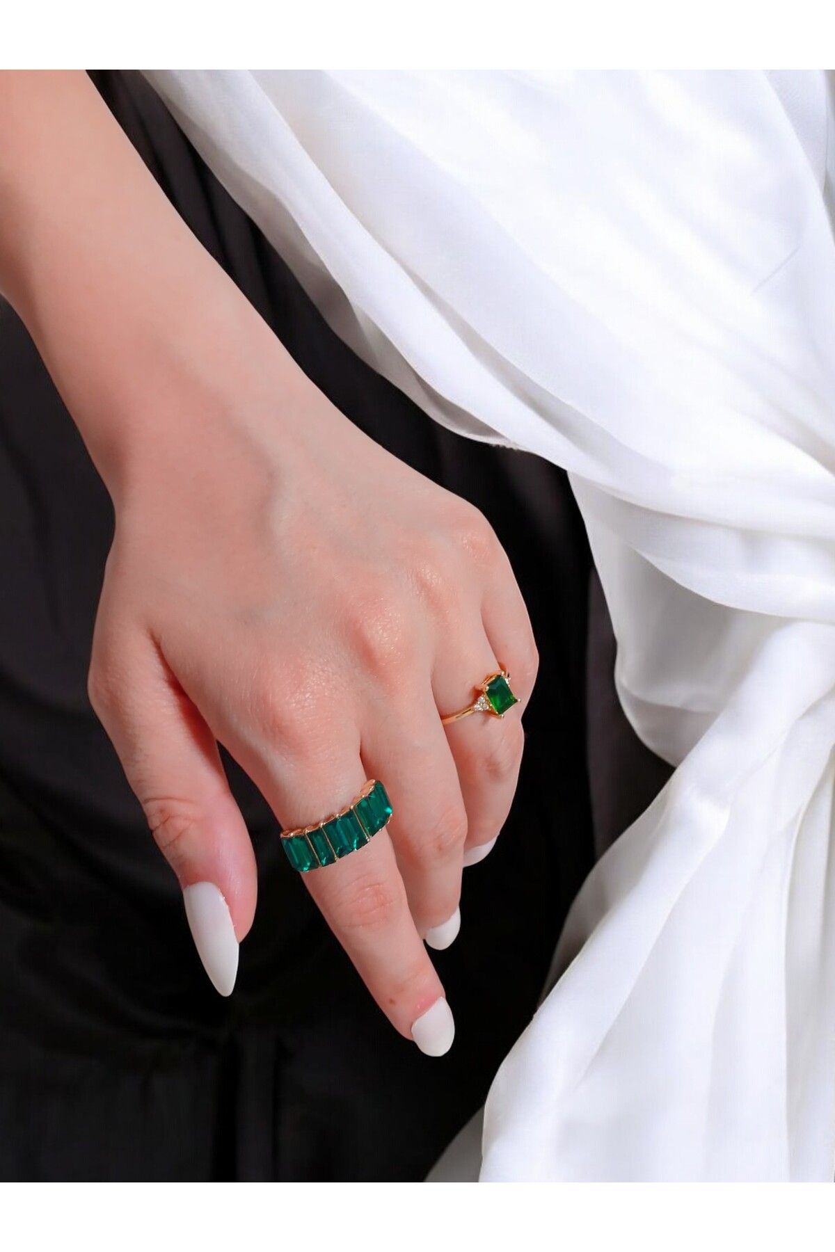 MODA Zümrüt Taşlı Gold Yüzük Seti - Pinterest Aesthetic Set