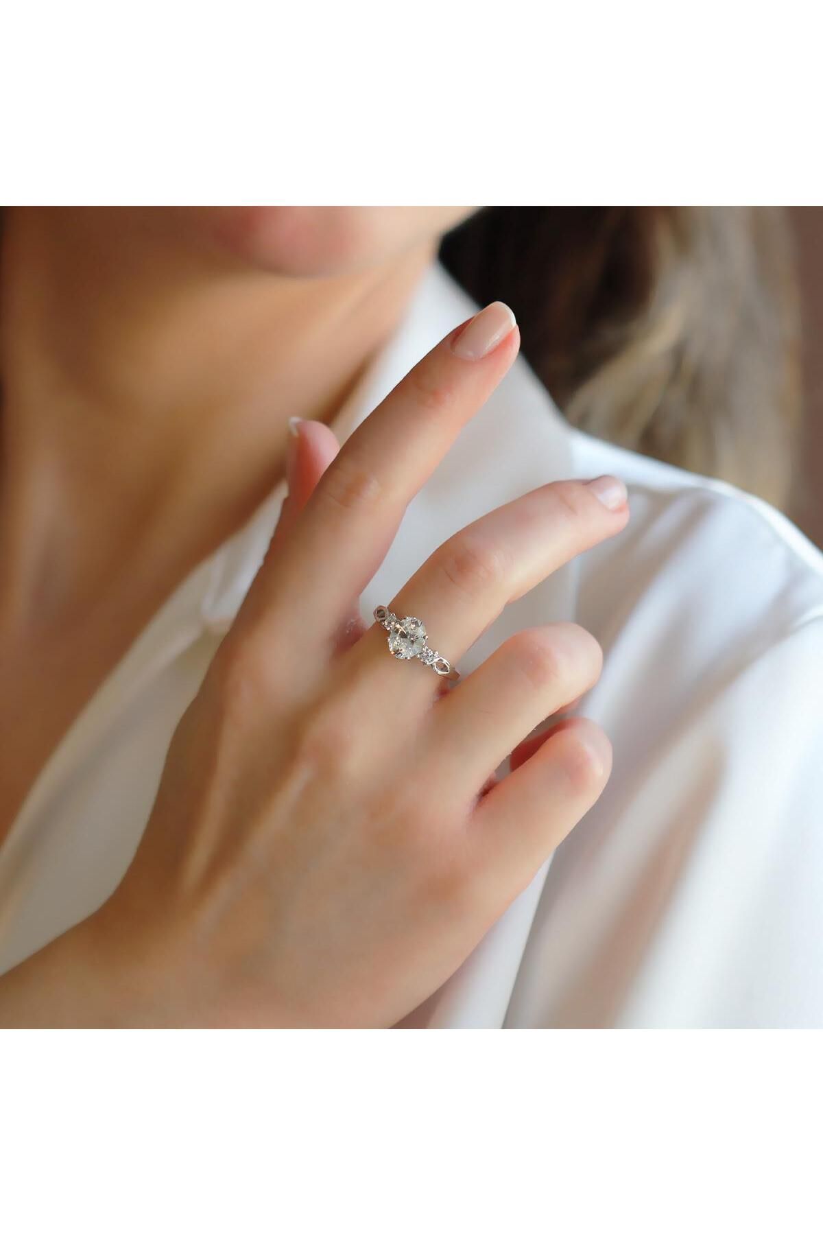 Necati Gün Sky Diamond Oval 1.25ct Gümüş Yüzük