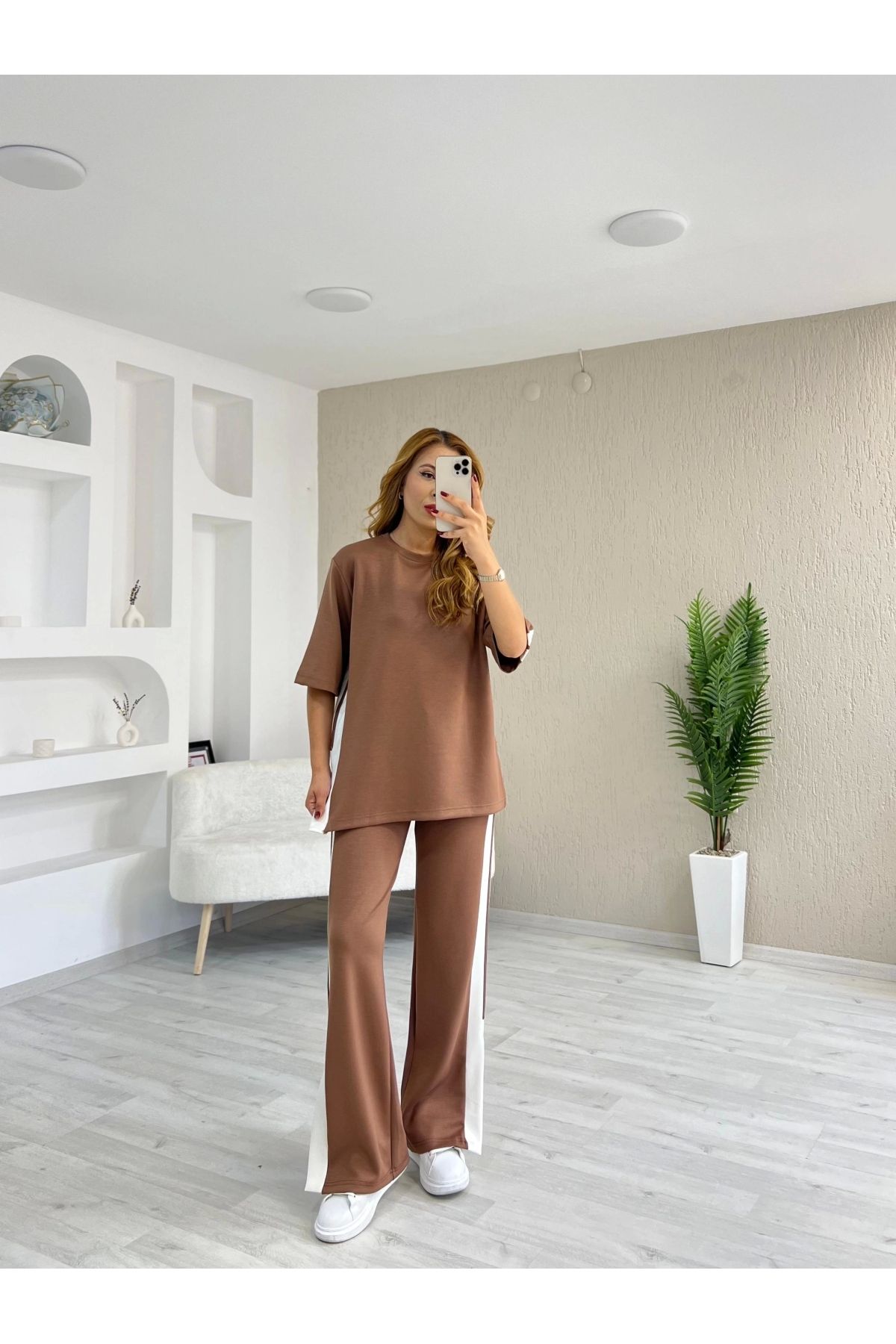 İrka Moda Modal Yan Şeritli Tişört Pantolon Takım Kahverengi
