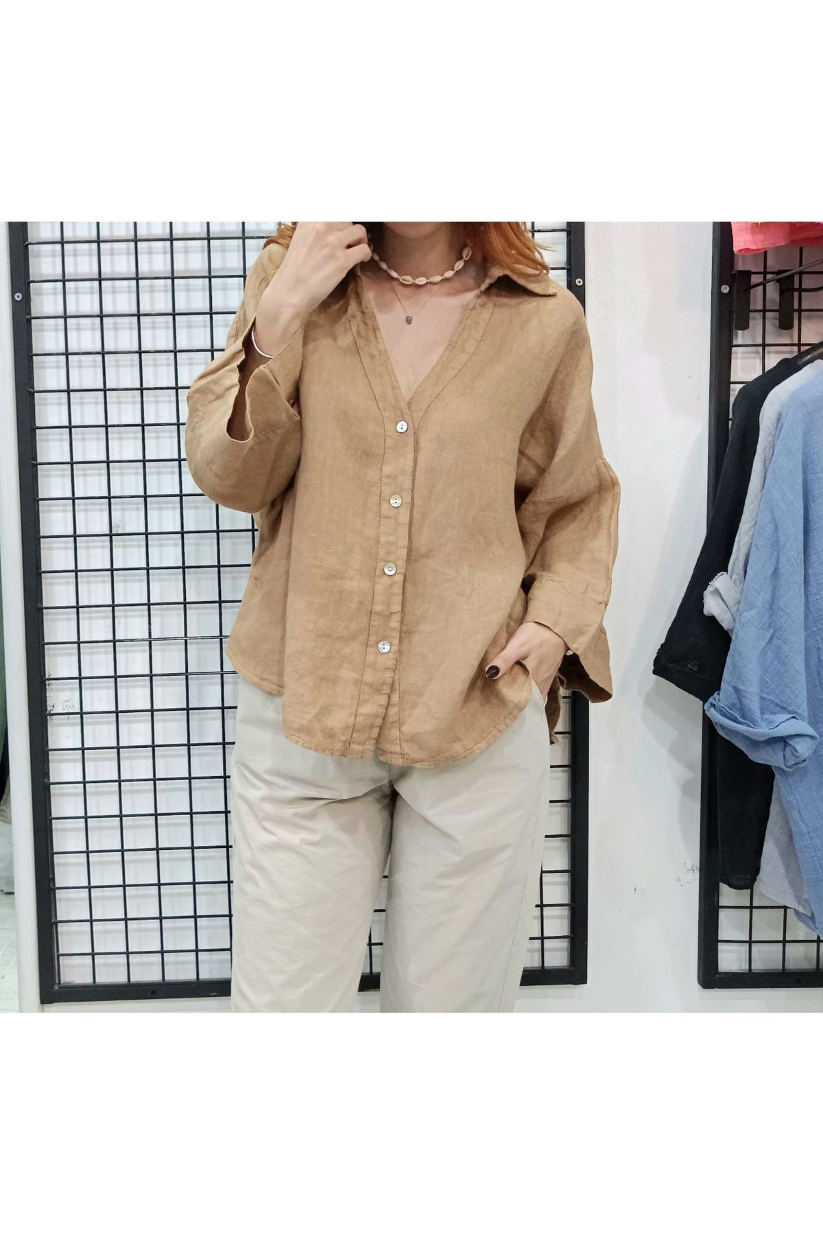 Butik Şans Düşük Kol Detaylı Rahat Kesim İtalyan Keten Gömlek