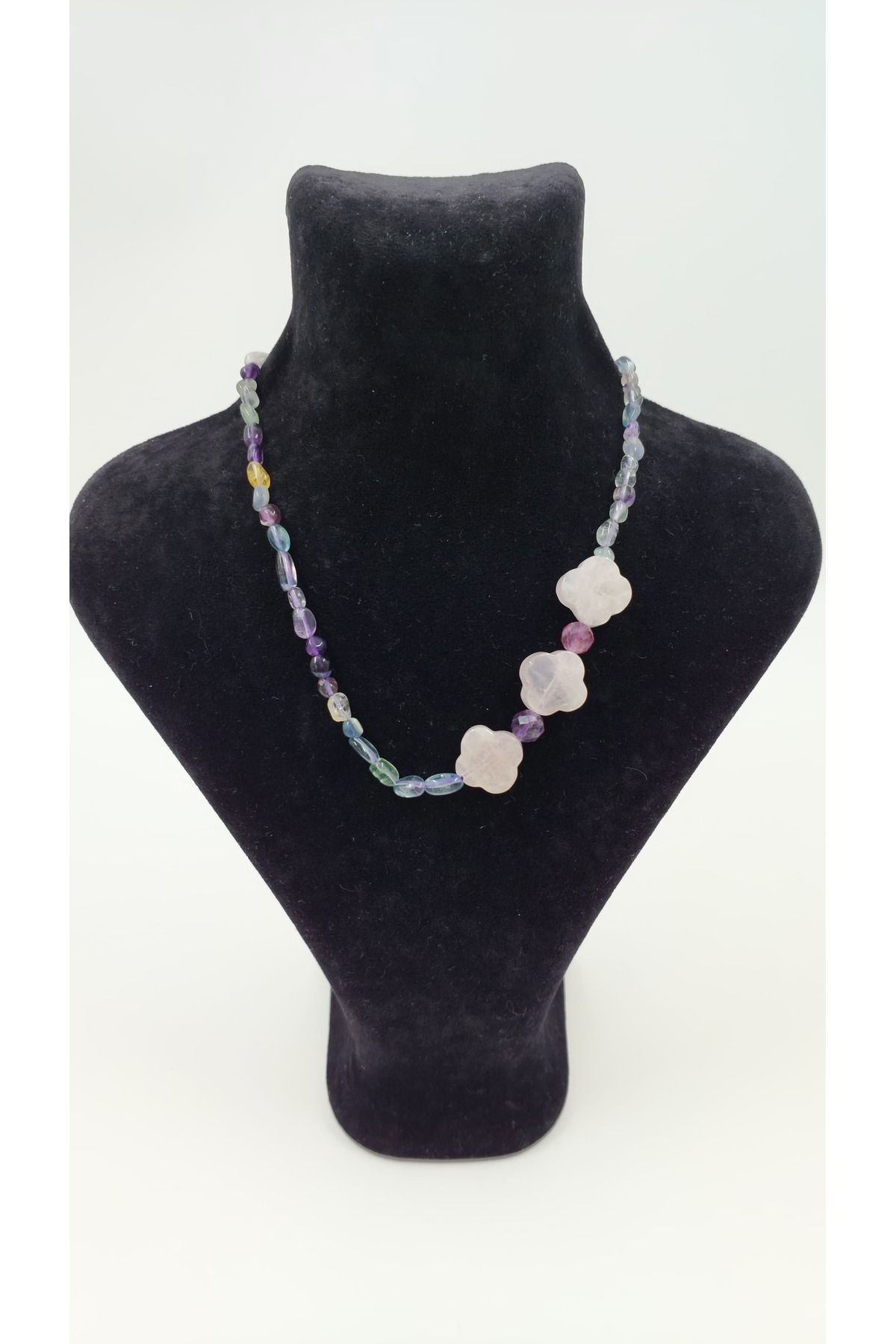 R G Handmade Design Doğal Florit ve Pembe Kuvars Yonca Taşlı Kolye – Renkli Enerji Dengesi | El Yapımı