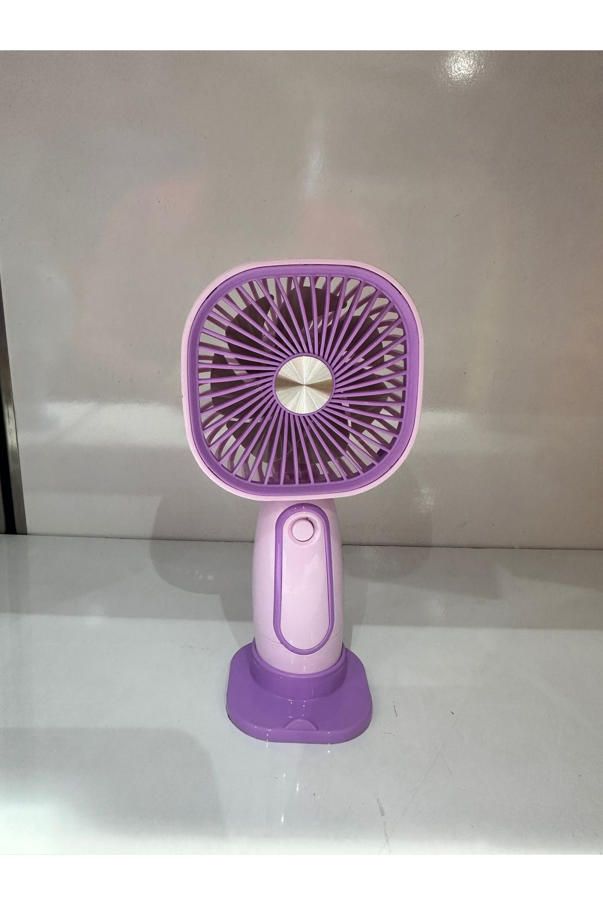 YVZ Şarjlı Masa Ve El Fan Taşınabilir Şarjlı Edilebilir Minifan 3 Kademe Hız Ayarlı Çift Motorlu