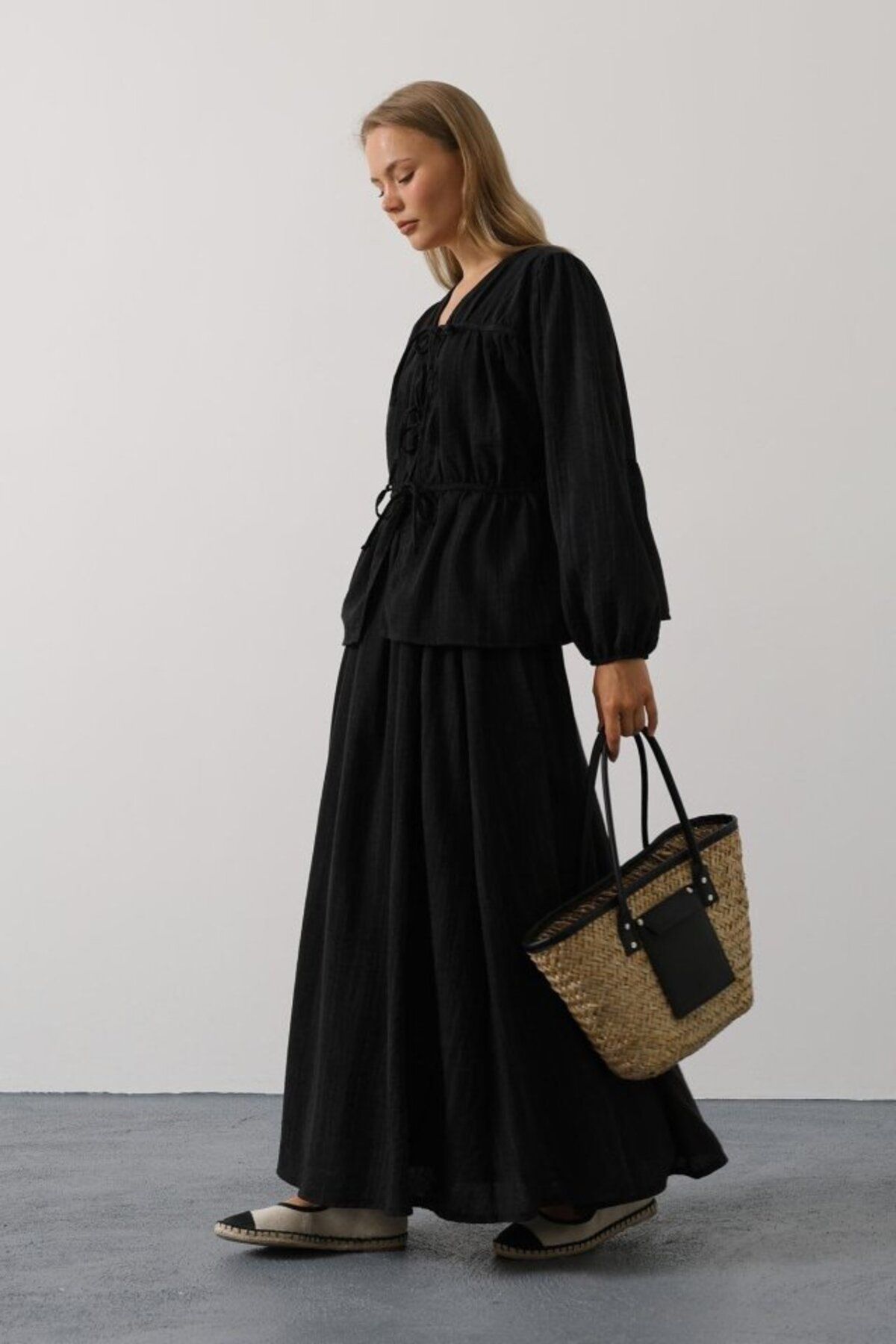 velmorafashion Önü Bağlamalı Etekli Takım - Siyah