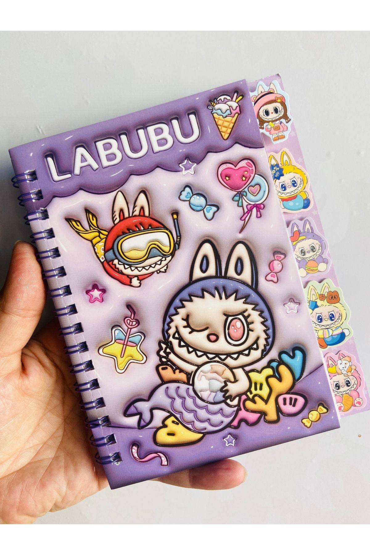 synshop Labubu Sticker Etiket Çıkartma 16 Sayfa (300 adet) Su Geçirmez+Opak 8 Sayfa Not Defteri