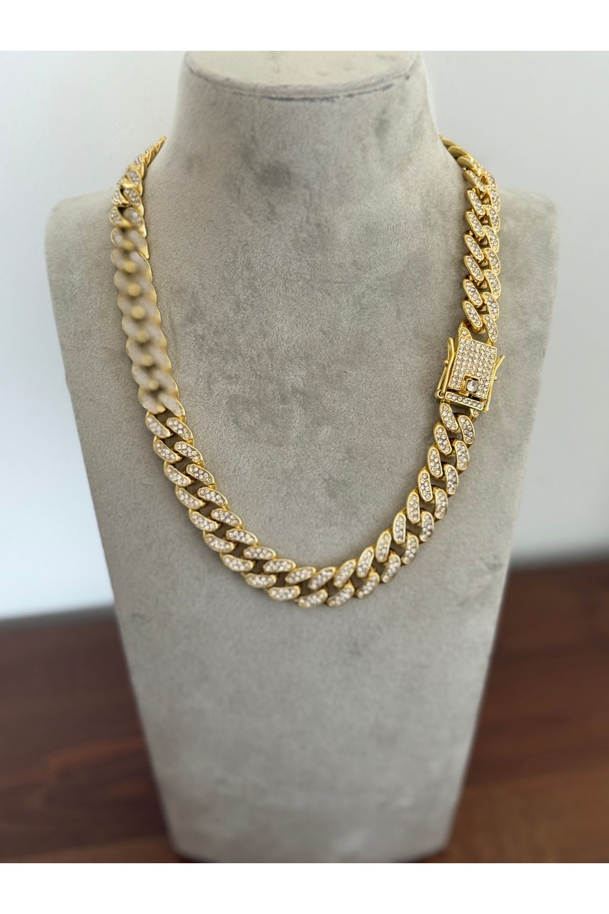 Zenara Accessories Gold/ Altın çelik taşlı kolye
