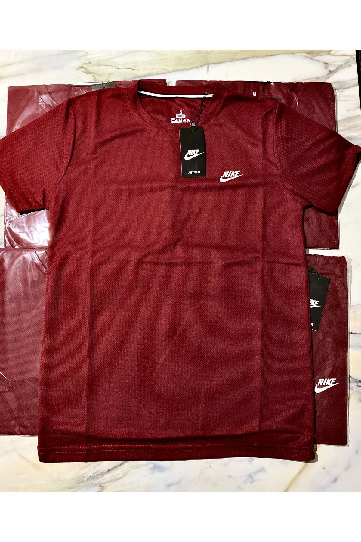Marka Bordo N T-Shirt