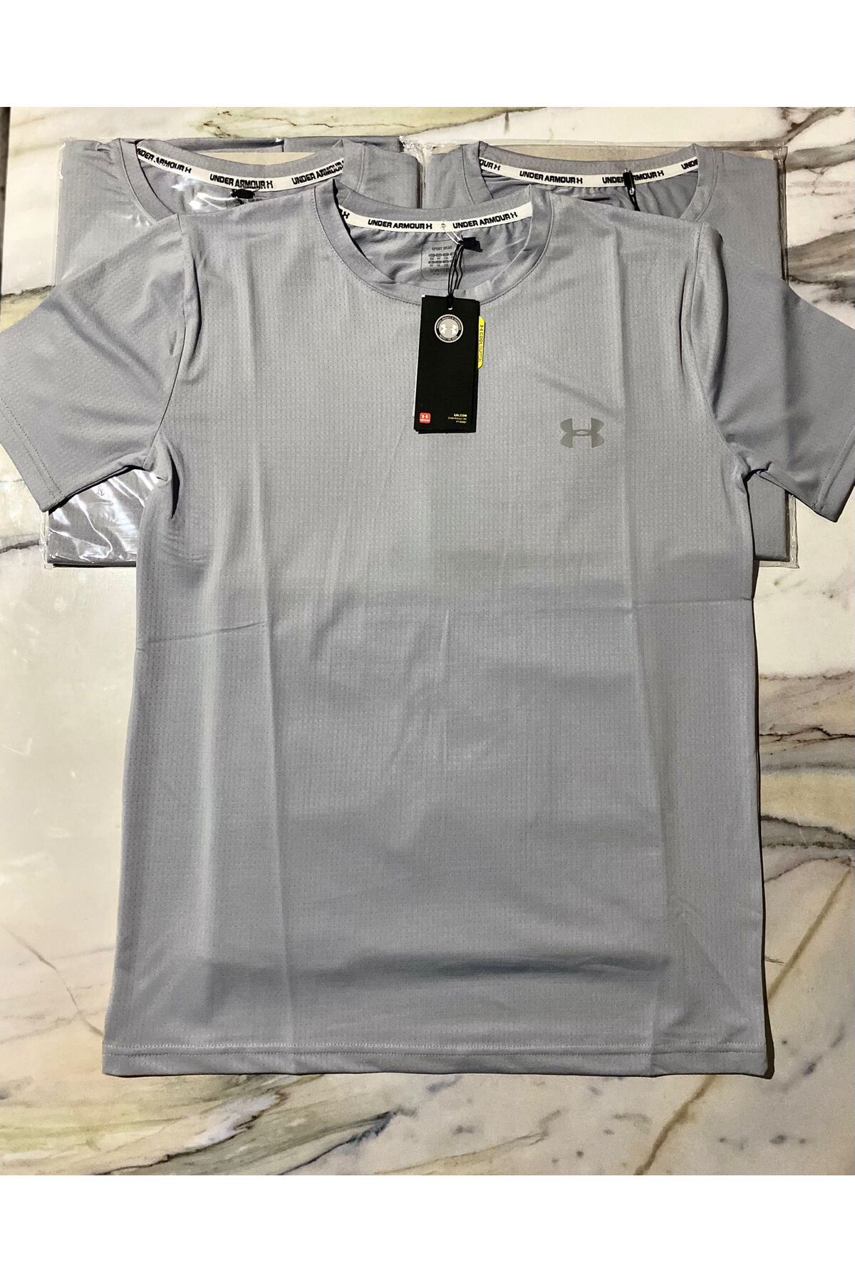 Marka Arm T-Shirt