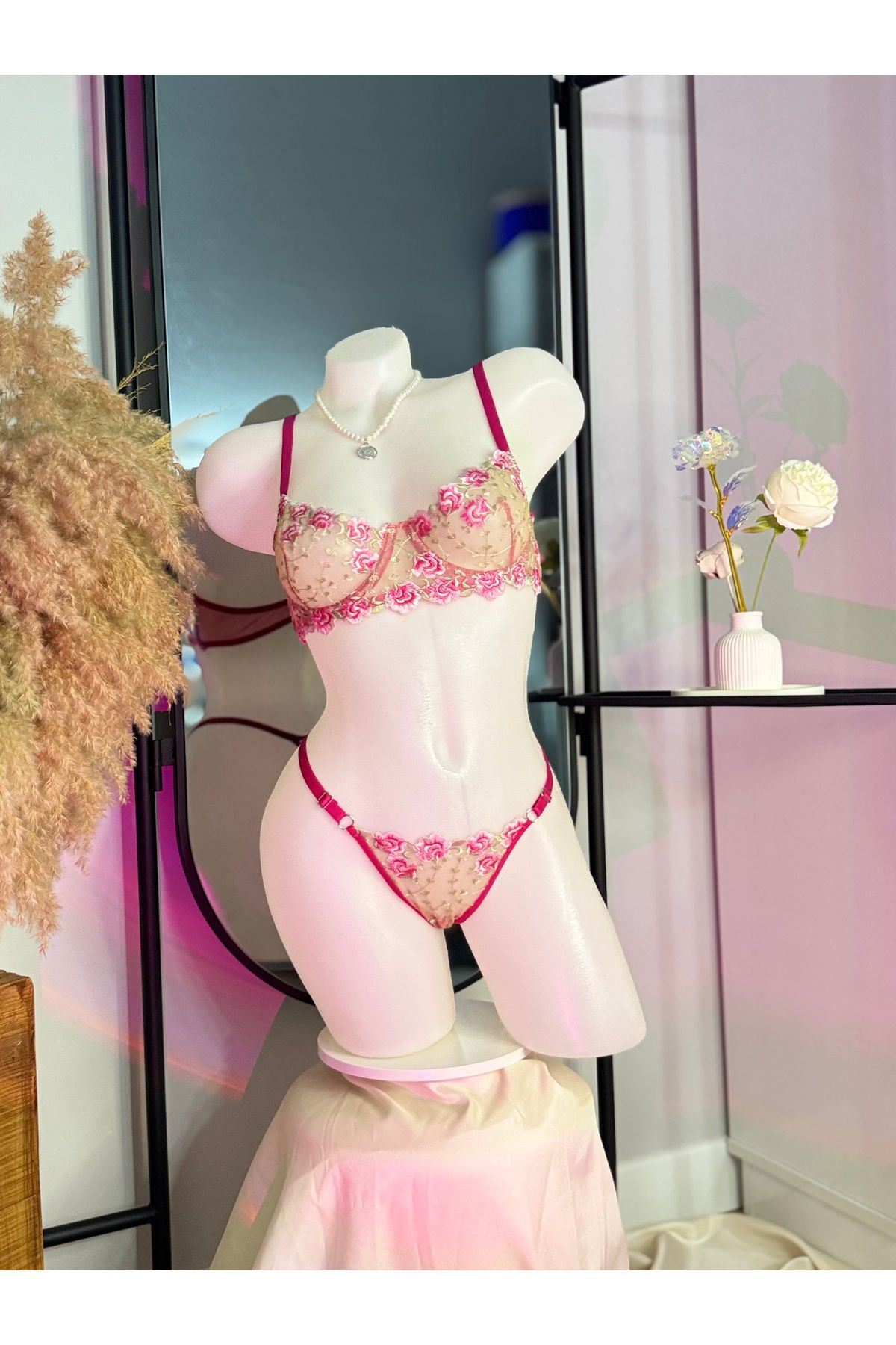 Home Pembe Nakışlı Dantel İç Çamaşırı Takımı