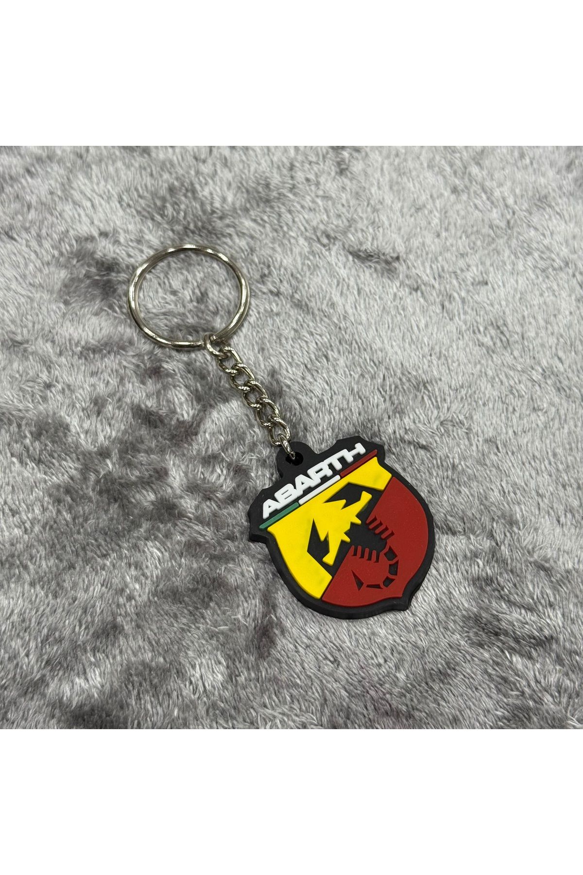 Korkmaz Oto Market & Aksesuar Abarth Silikon Anahtarlık