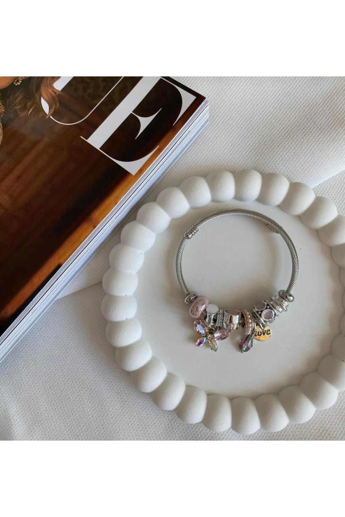 LİSBOND ELEGANCE Lisbond Elegance Kadın çelik model pembe kelebek detaylı çelik bileklik