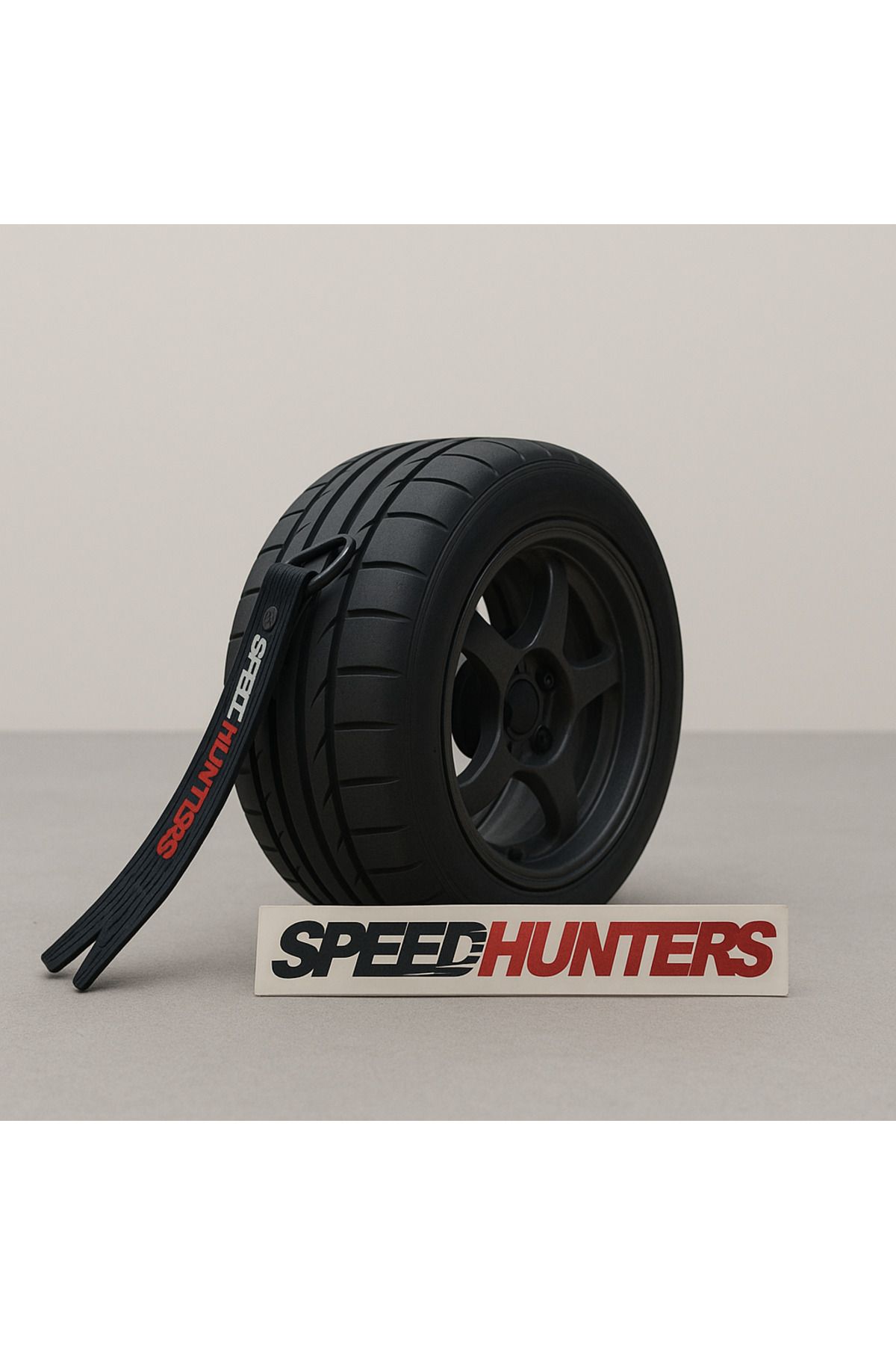 CybillStore Speed Hunter Anahtarlık ve Sticker 2'li Set