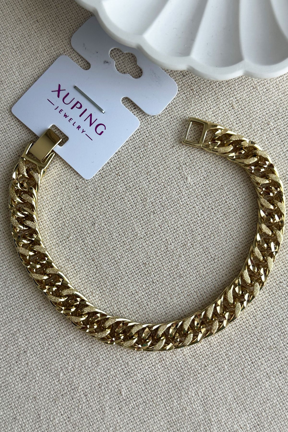 Modacaprea Xuping 14K Simli 8 mm Kalınlıkta Zincir Kadın Bileklik – 19 cm | Altın Renk Kararmaz Xuping Takı