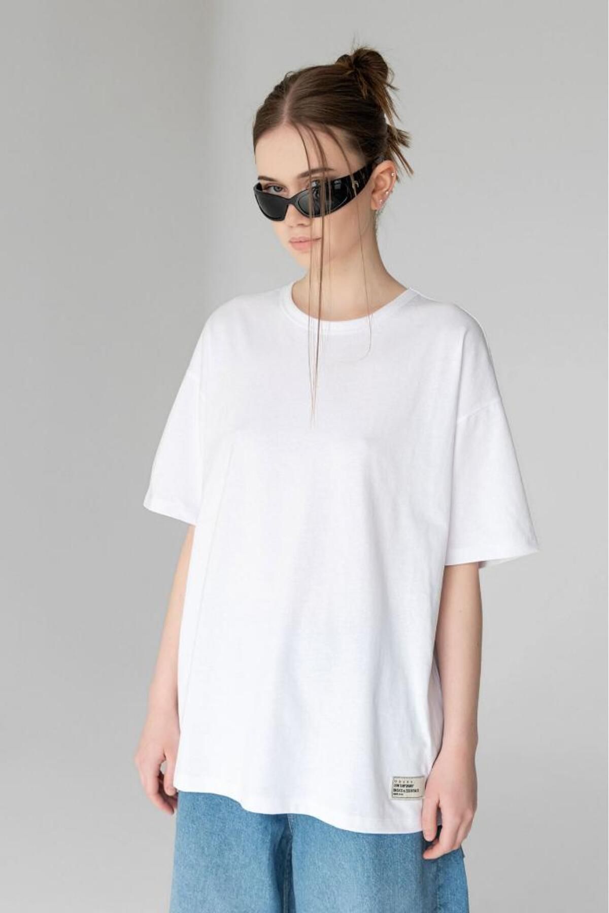 bases. %100 Pamuk Premium Basic Kısa Kollu Oversize T-shirt