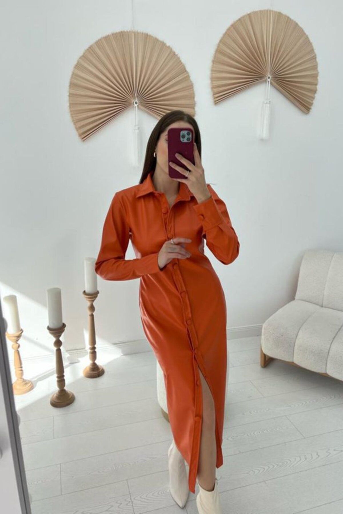 hepimiz alalım Oranj Boydan Düğmeli Deri Elbise