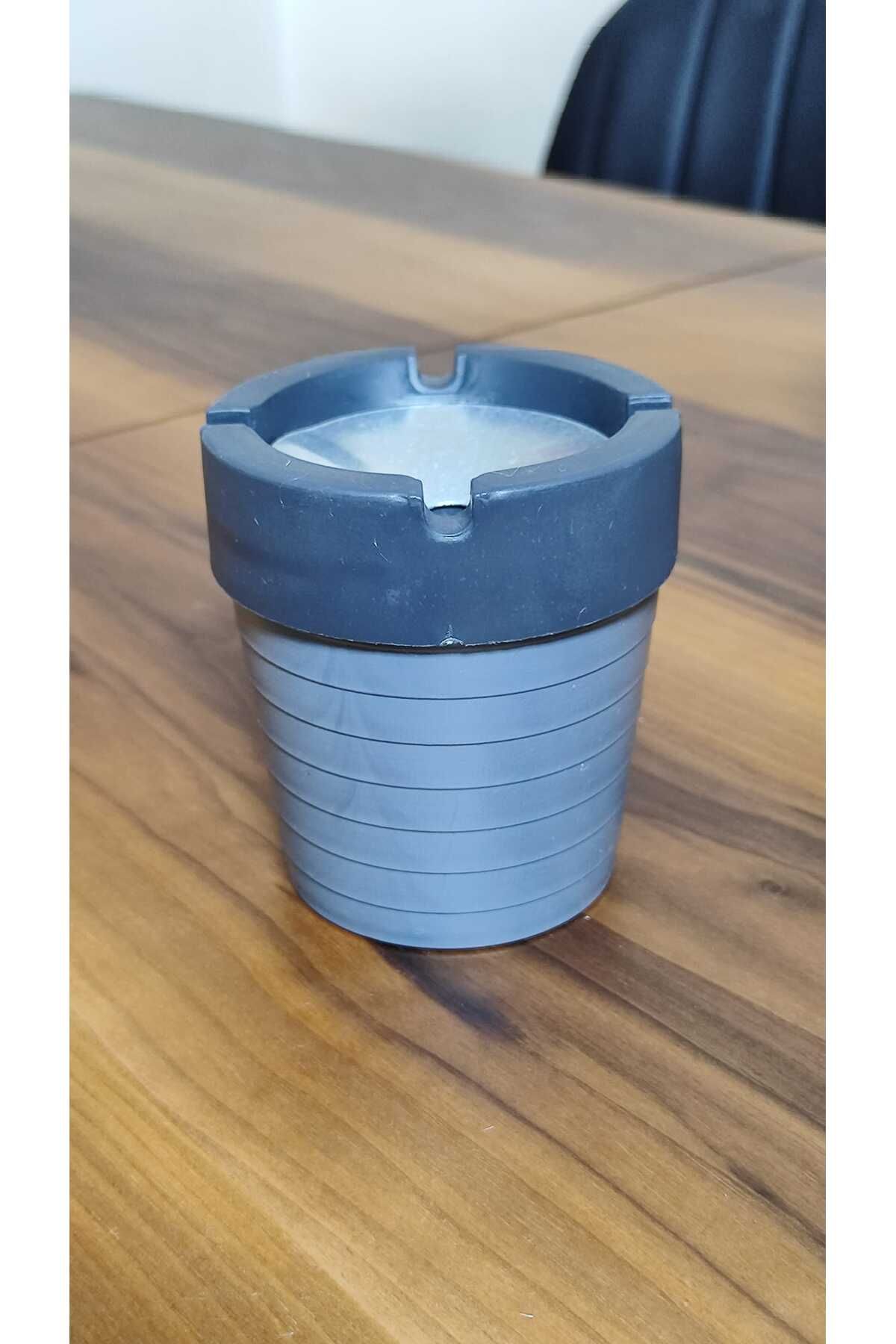 lusira Metal Başlıklı Kokusuz Plastik Küllük 9,5 x 8,5 cm