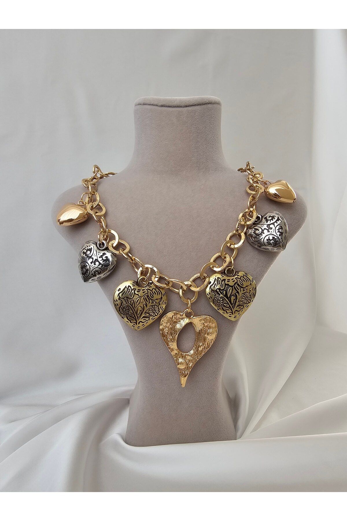Zivazer Store Kadın marka model charm kalpli kolye