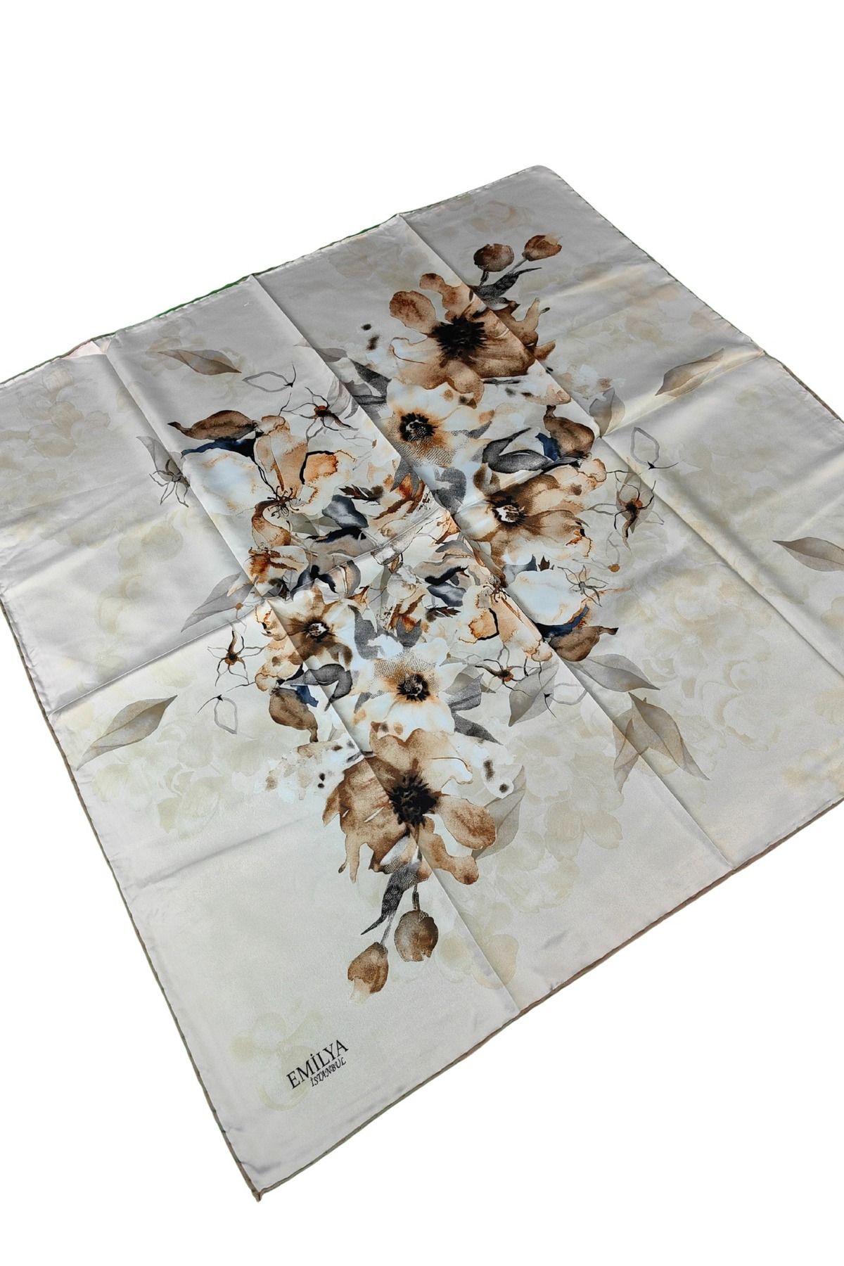 mim eşarp Emilya Rayon Çiçek Desenli Eşarp 90x90 Cm