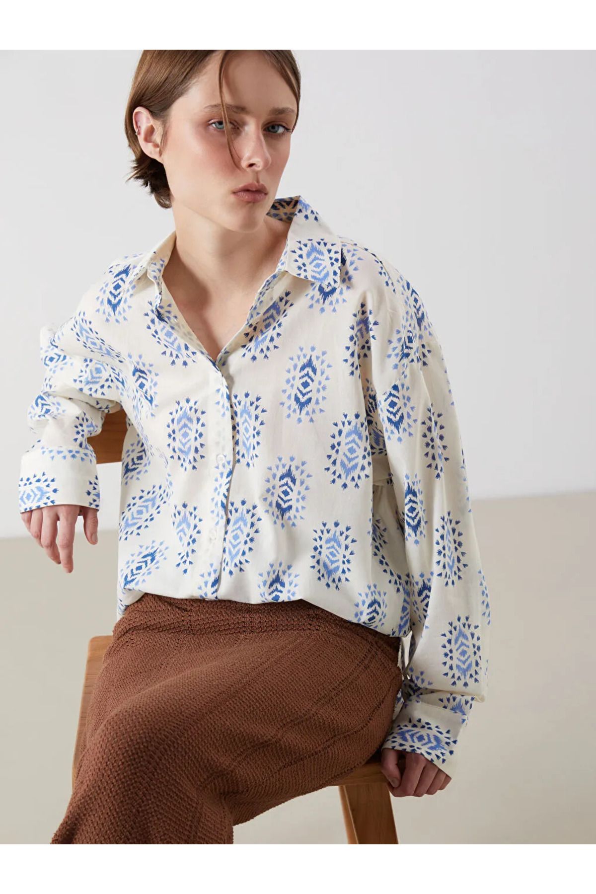 LC Waikiki LCW Vision Mavi Desenli Oversize Kadın Gömlek