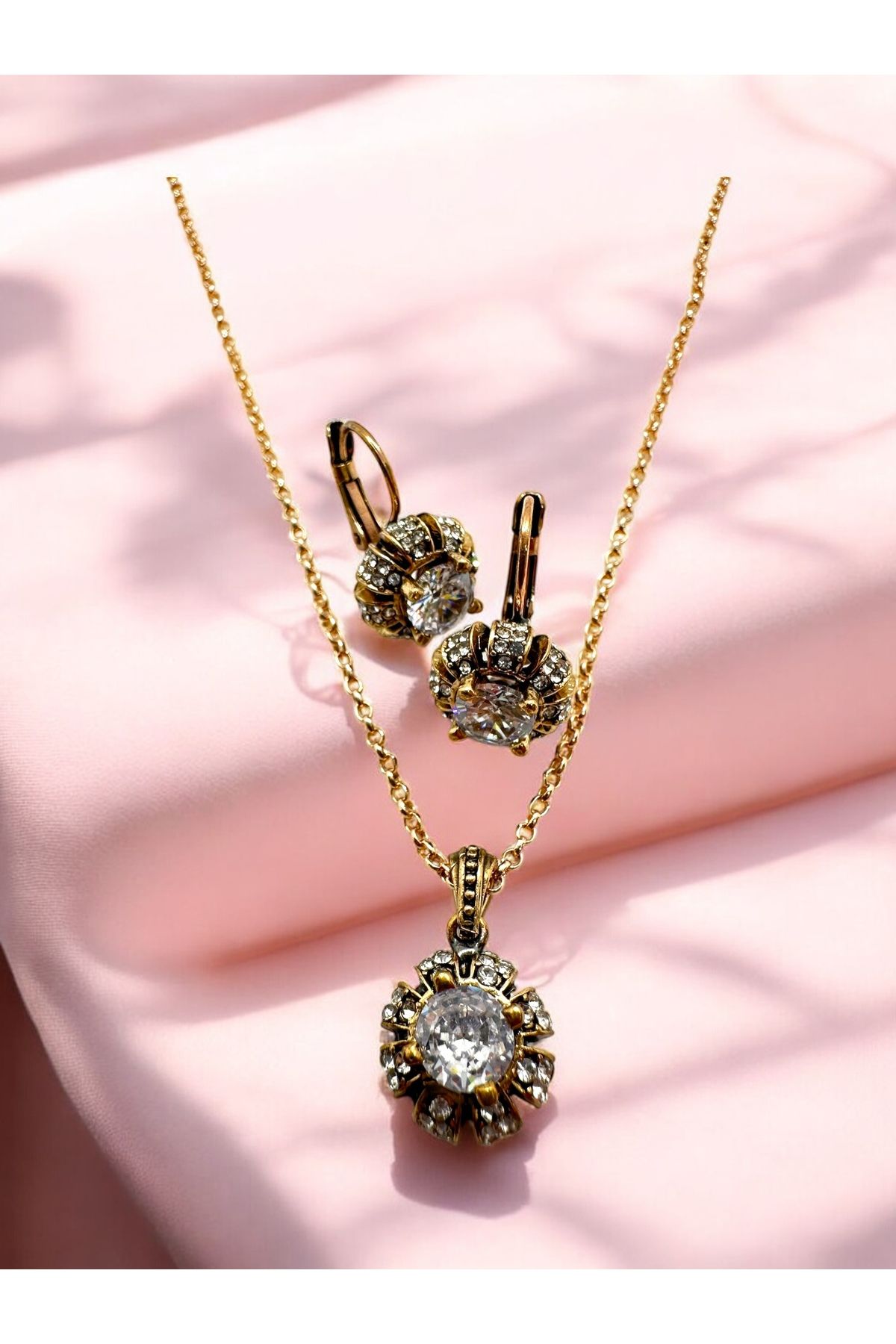 FUYA JEWELLERY Zirkon Taşlı Yuvarlak Kolye, Küpe Set