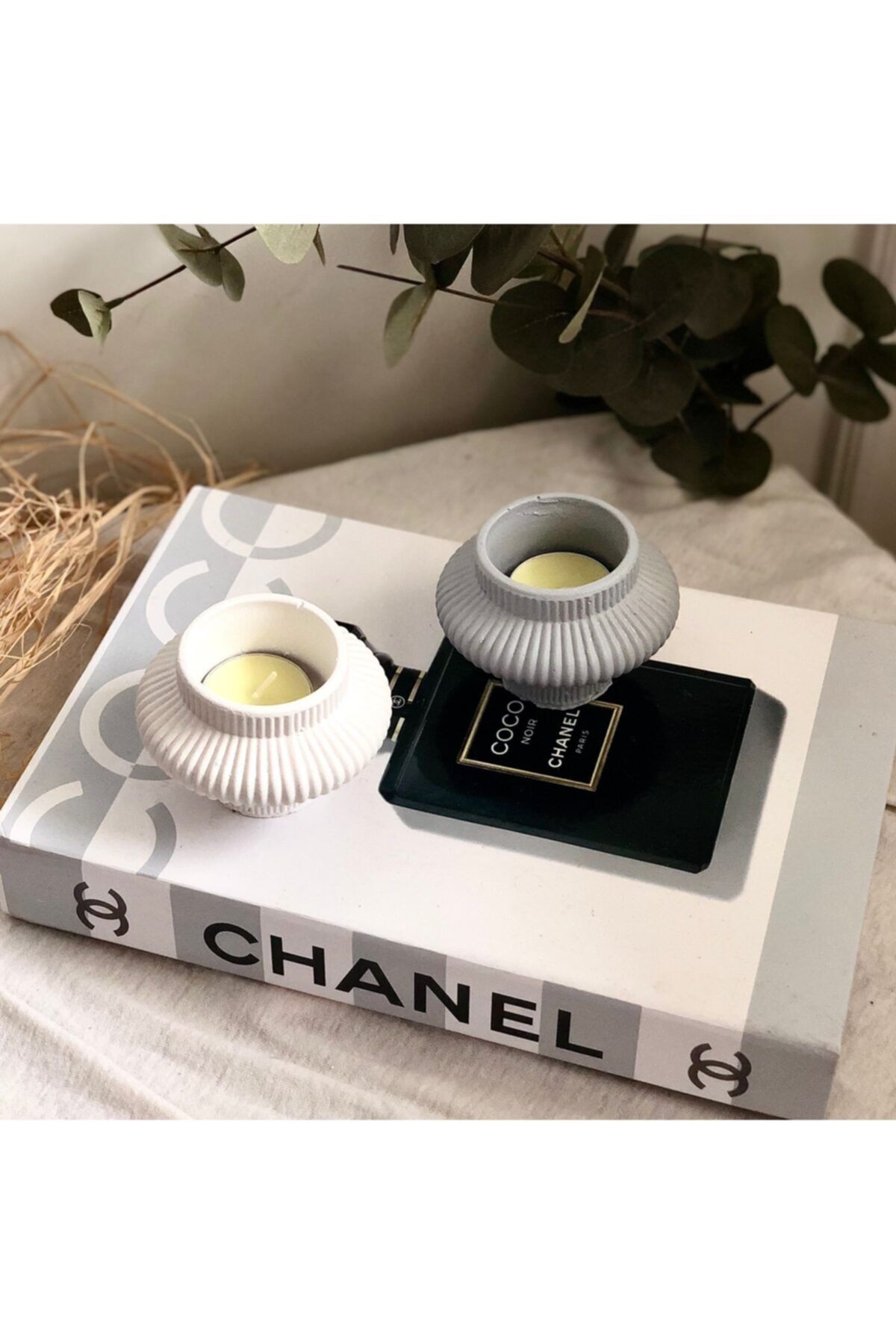 Saatistan 2'li Tealight Mumluk Seti Beyaz ve Gri 8x6 cm, şık ve zarif tasarım