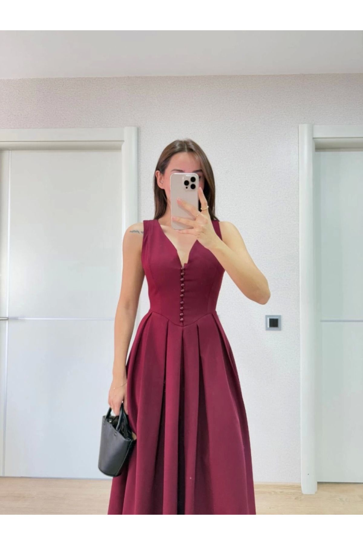 ZORM Burgundy V Neck Maxi Dress