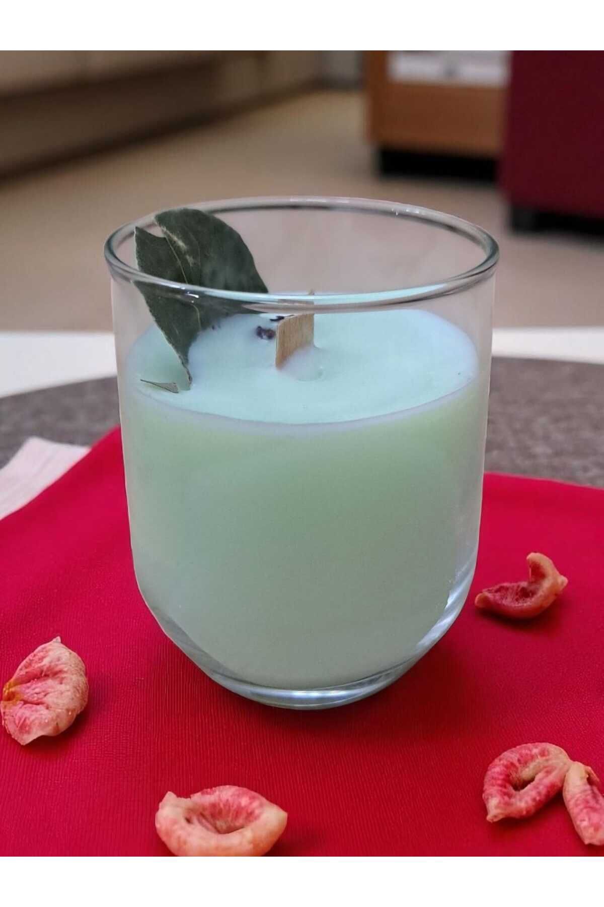 LOACANDLECO Loa Candle Co Yeşil Çay Kokulu El Yapımı Soya Mum - Cam Bardaklı