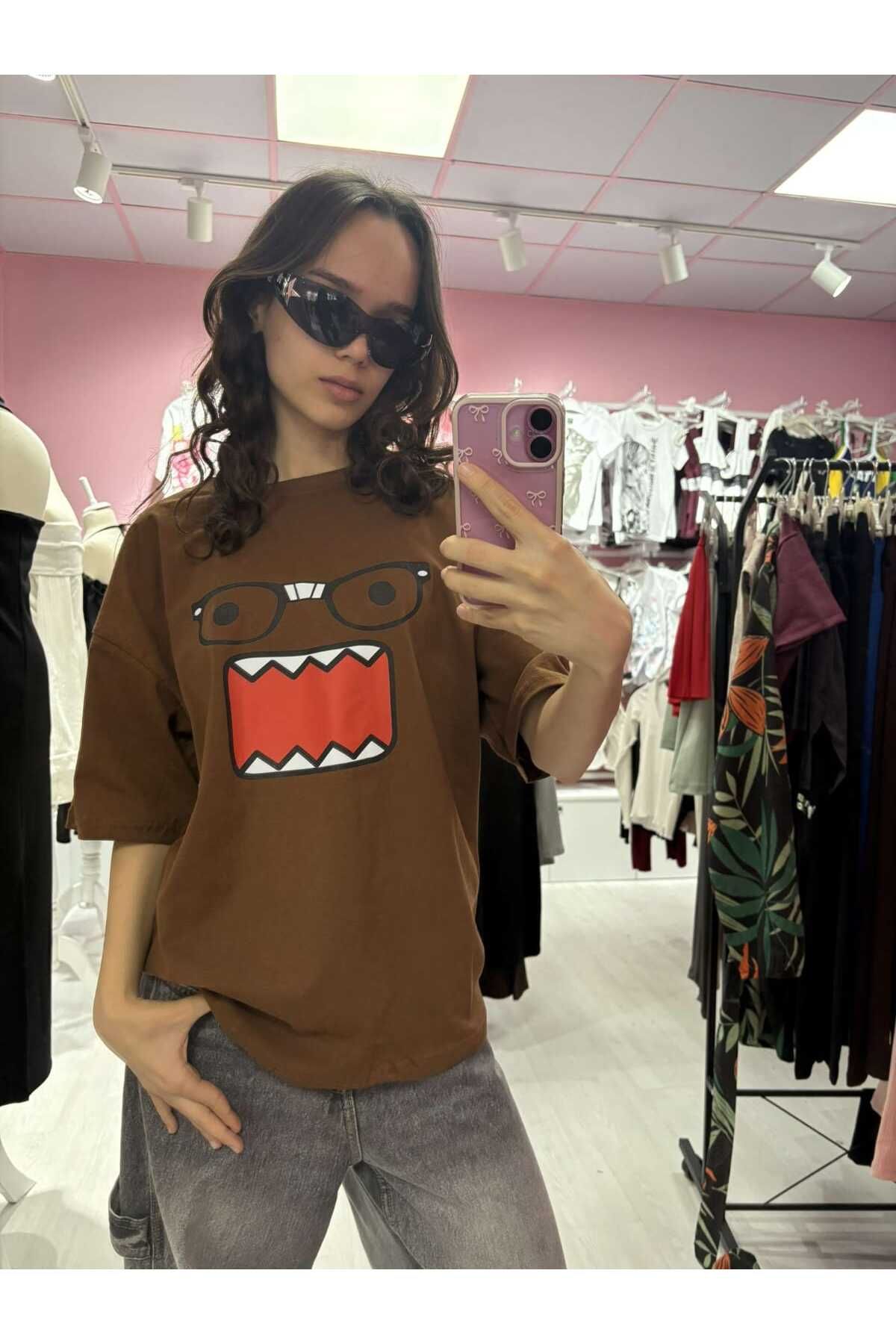 İsra Ayyıldız Moonstar Collection Domo kun matching Y2K oversize tişör