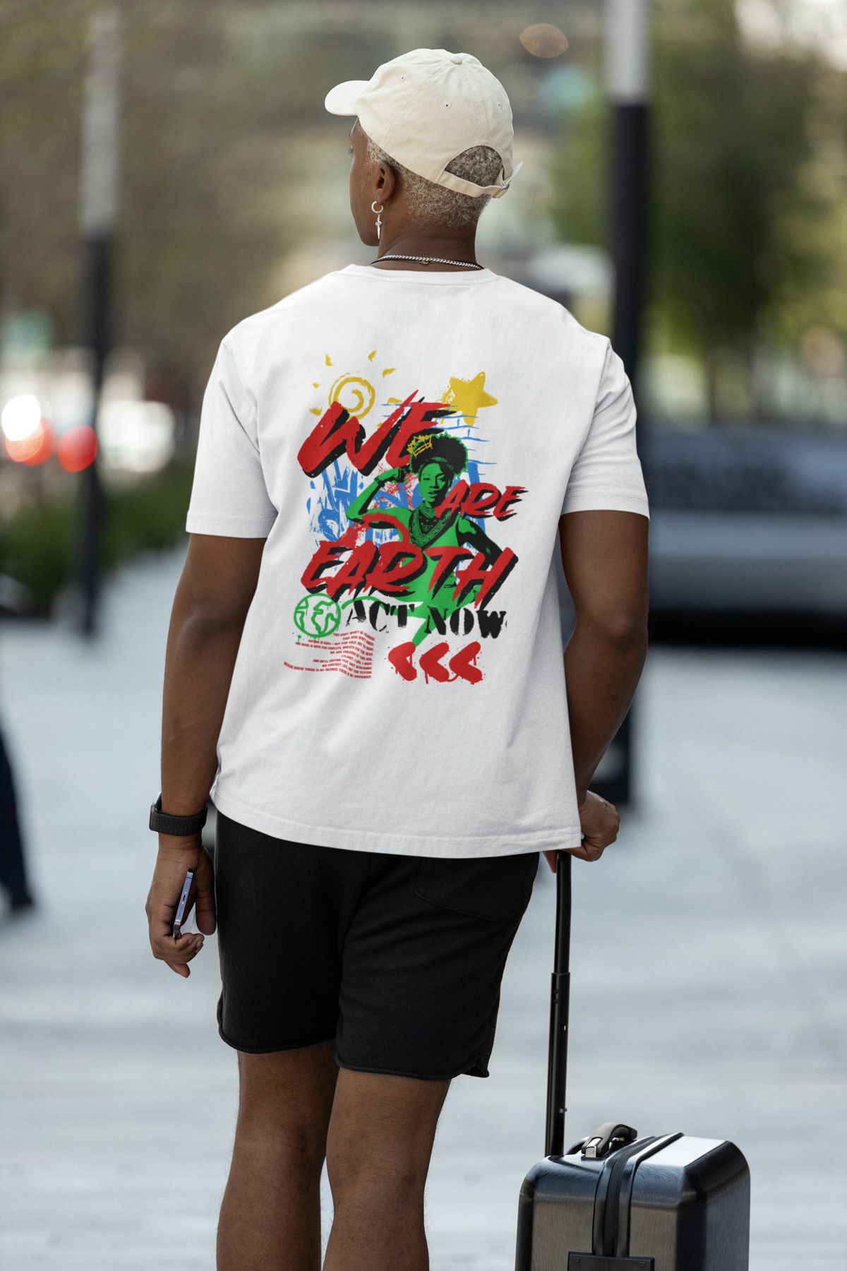 Was Plus Unisex Beyaz Oversize %100 Pamuklu "We are Earth" Yazılı Renkli Graffiti T-shirt