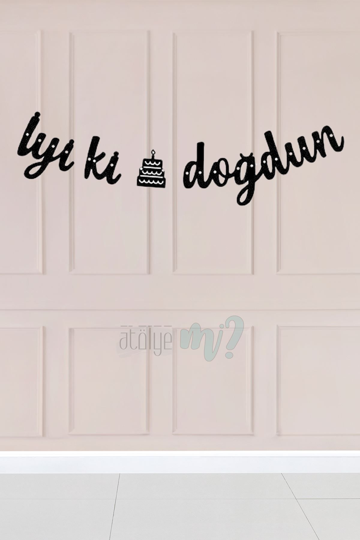 Atölye Mi Siyah İyi Ki Doğdun Banner Kaligrafi Doğum Günü Duvar Süsü