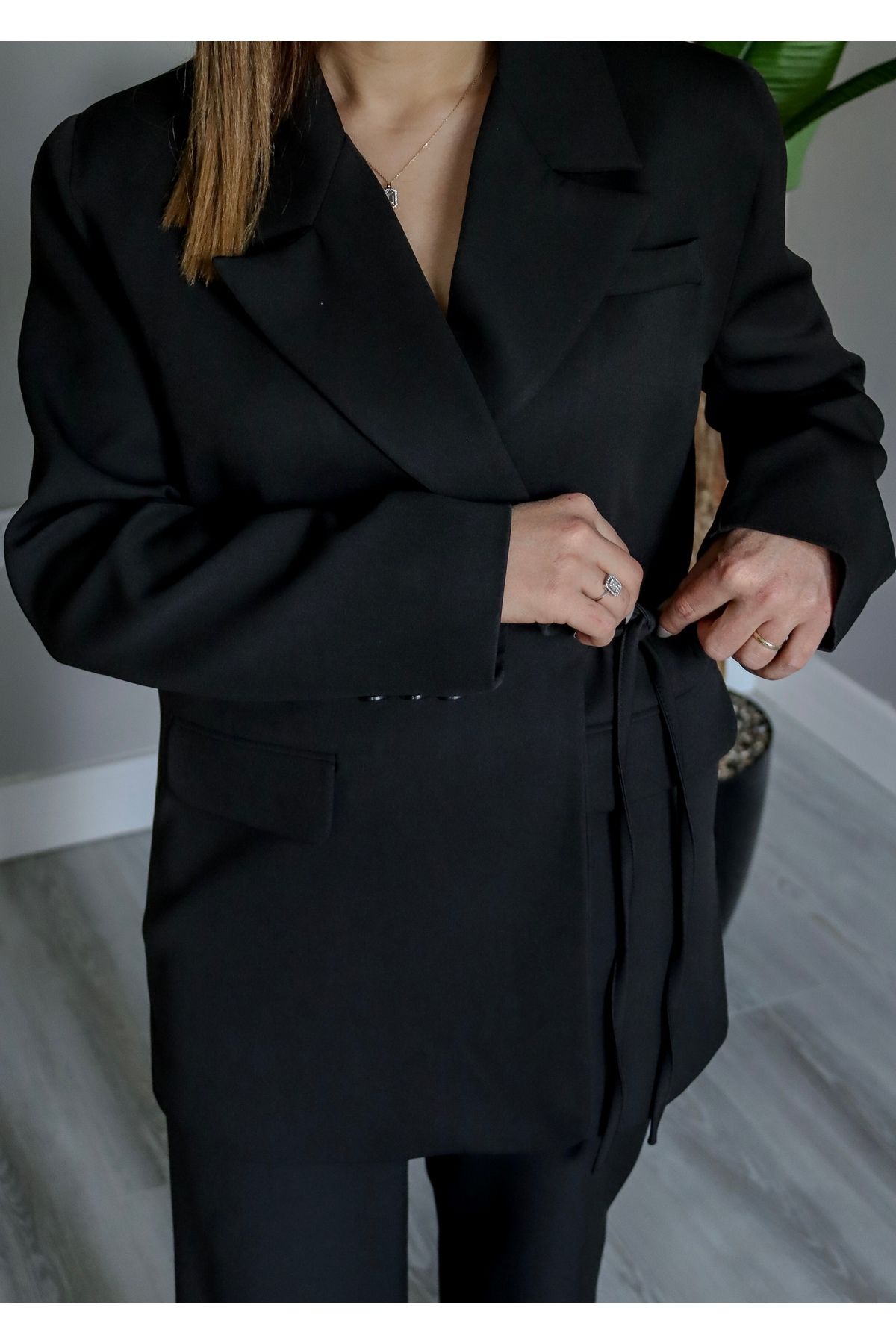 ChicAura Siyah Marka Model Yandan Bağlamalı Blazer Ceket Pantolon Takım