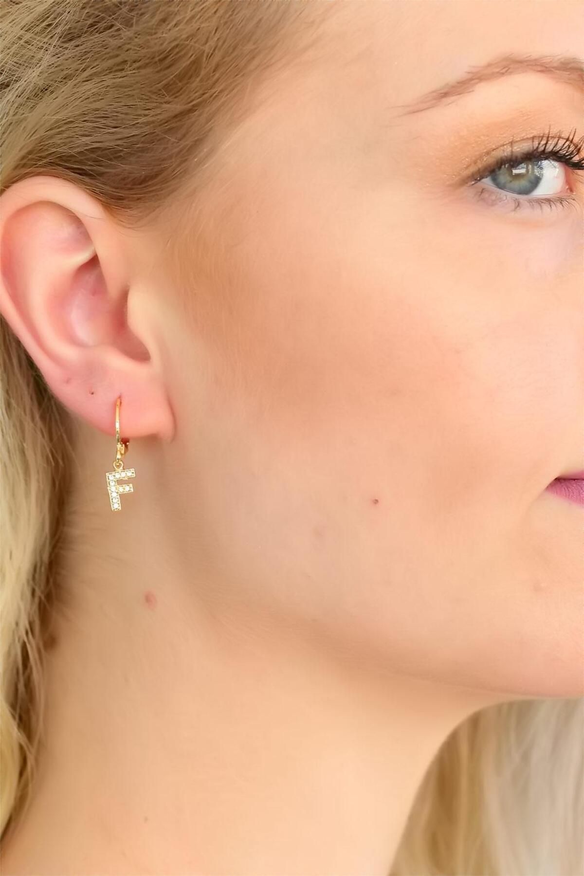 AfraBeauty 925 Ayar Paslanmaz Çelik F Harf Küpe