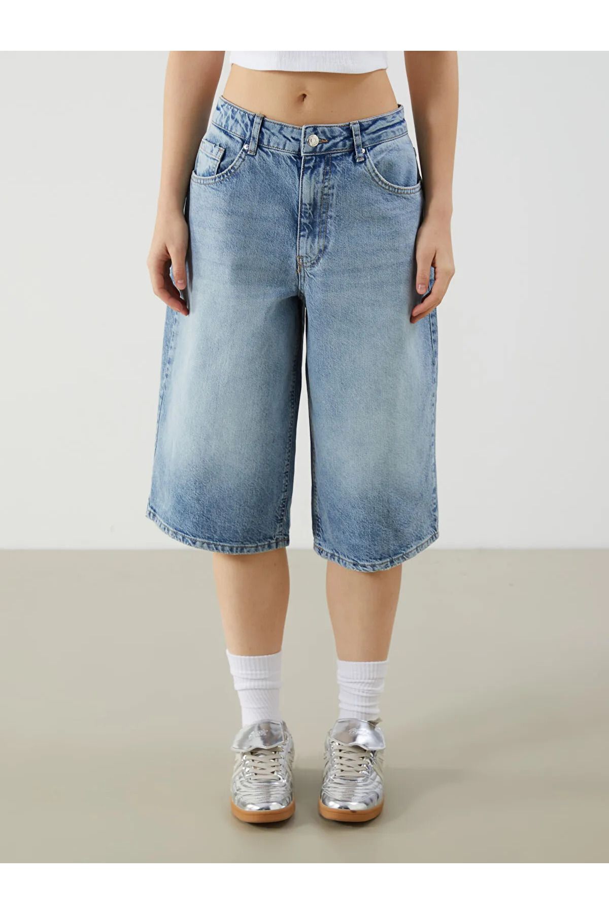 LC Waikiki Bermuda Fit Kadın Jean Şort