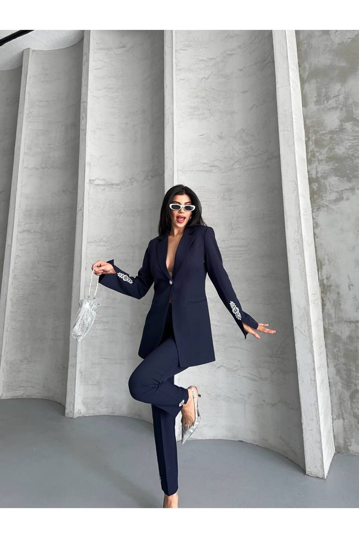 MVK GİYİM Taş Detaylı Boru Paça Blazer Ceket Pantolon Takım
