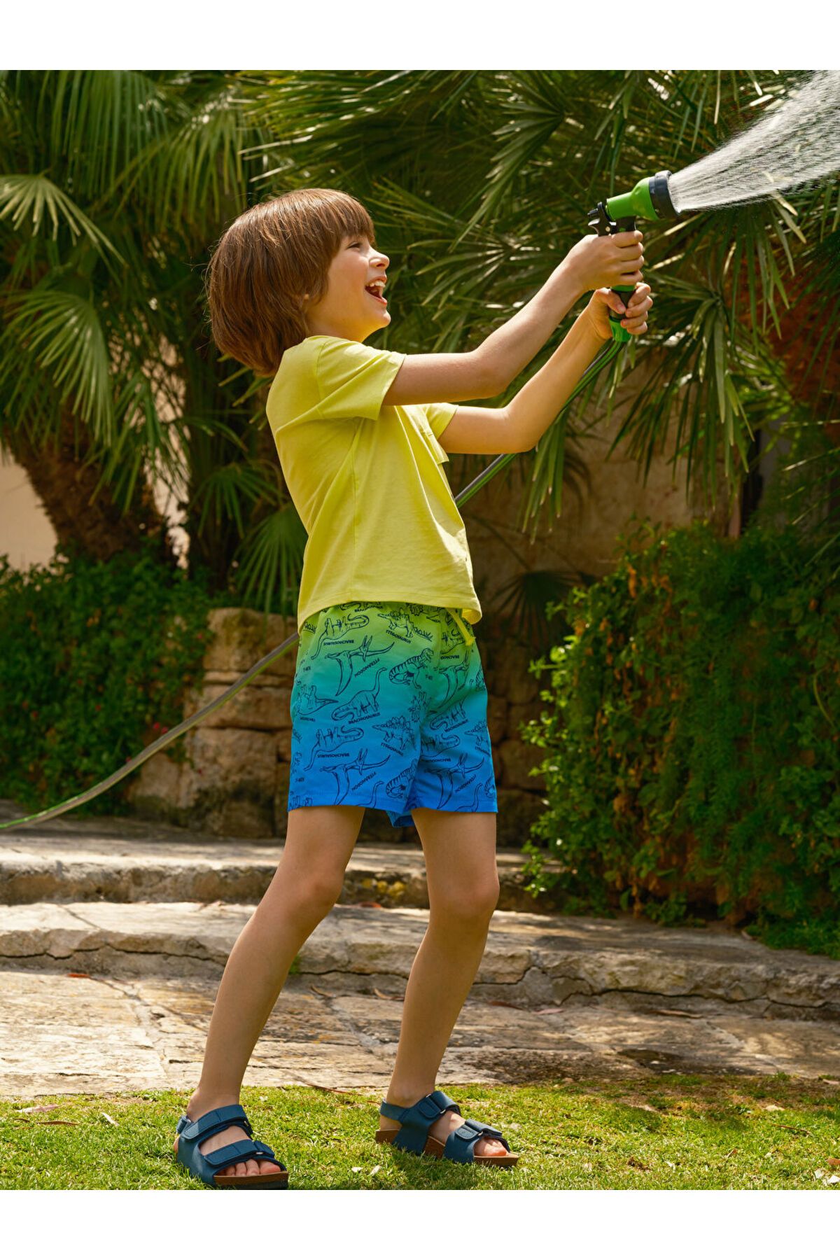 LC Waikiki-Lcw Boys' Printed Swimming Shorts with Elastic Waist 2