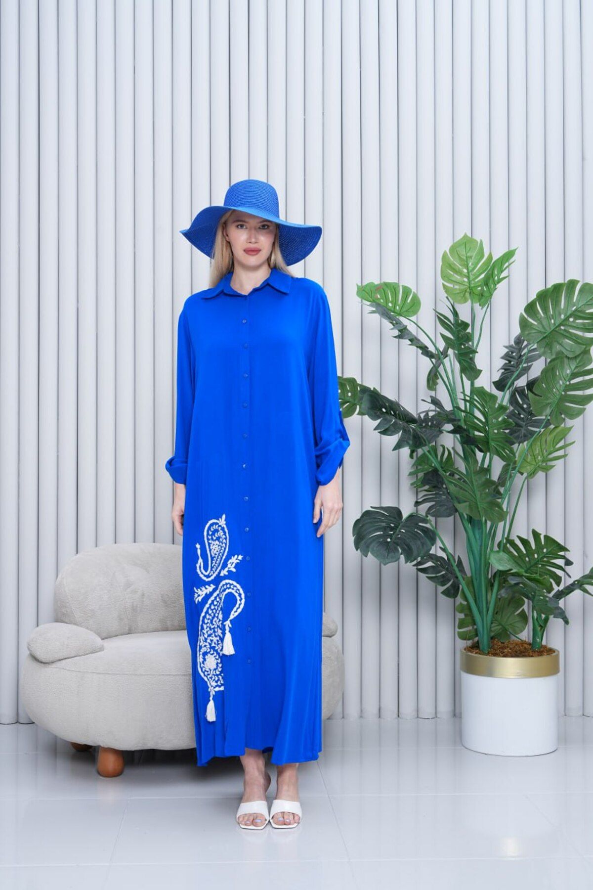 MERVIS BUTIK İŞLEMELİ VİSKON DÜĞMELİ UZUN ELBİSE