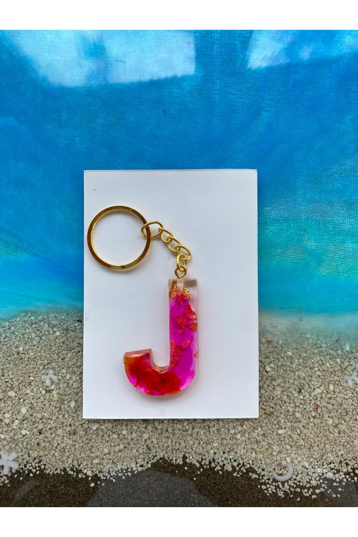 Yopoksi Desing EPOKSİ J HARFİ ALTIN VARAKLI, ÇİÇEK YAPRAKLI PEMBE ANAHTARLIK