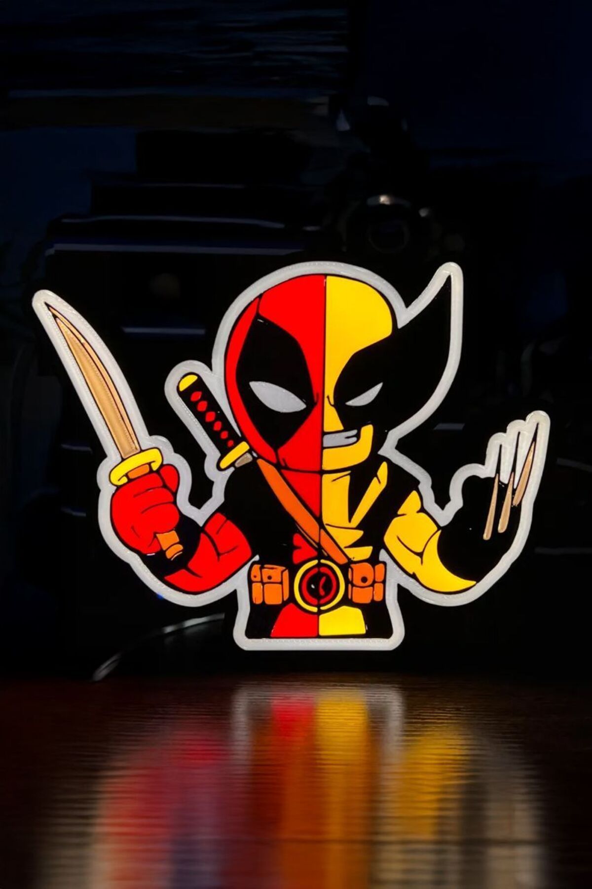 MEK Deadpool ve Wolverine Tasarımlı Gece Lambası