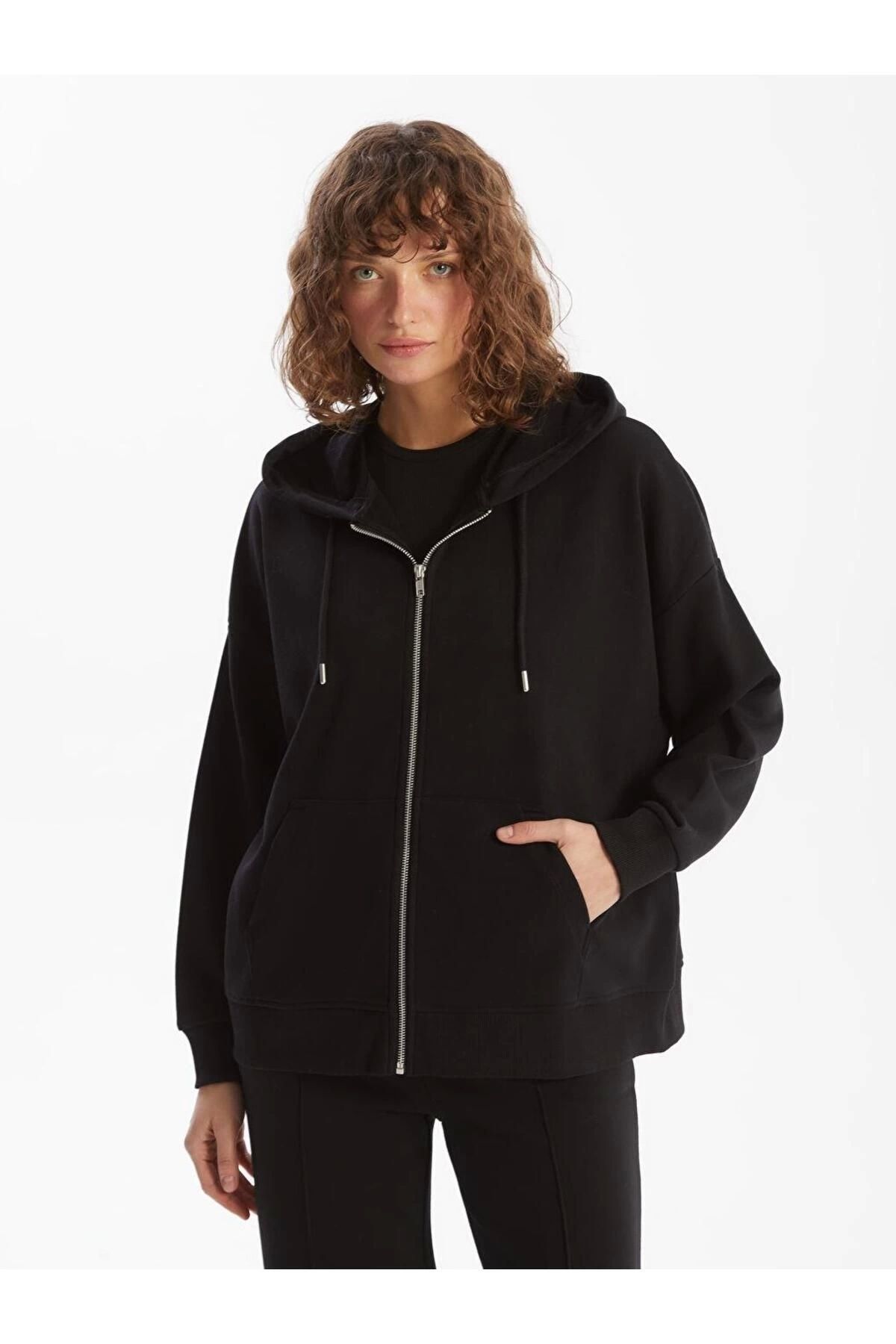 LC Waikiki LCWAIKIKI Vision Kapüşonlu Oversize Kadın Fermuarlı Sweatshirt