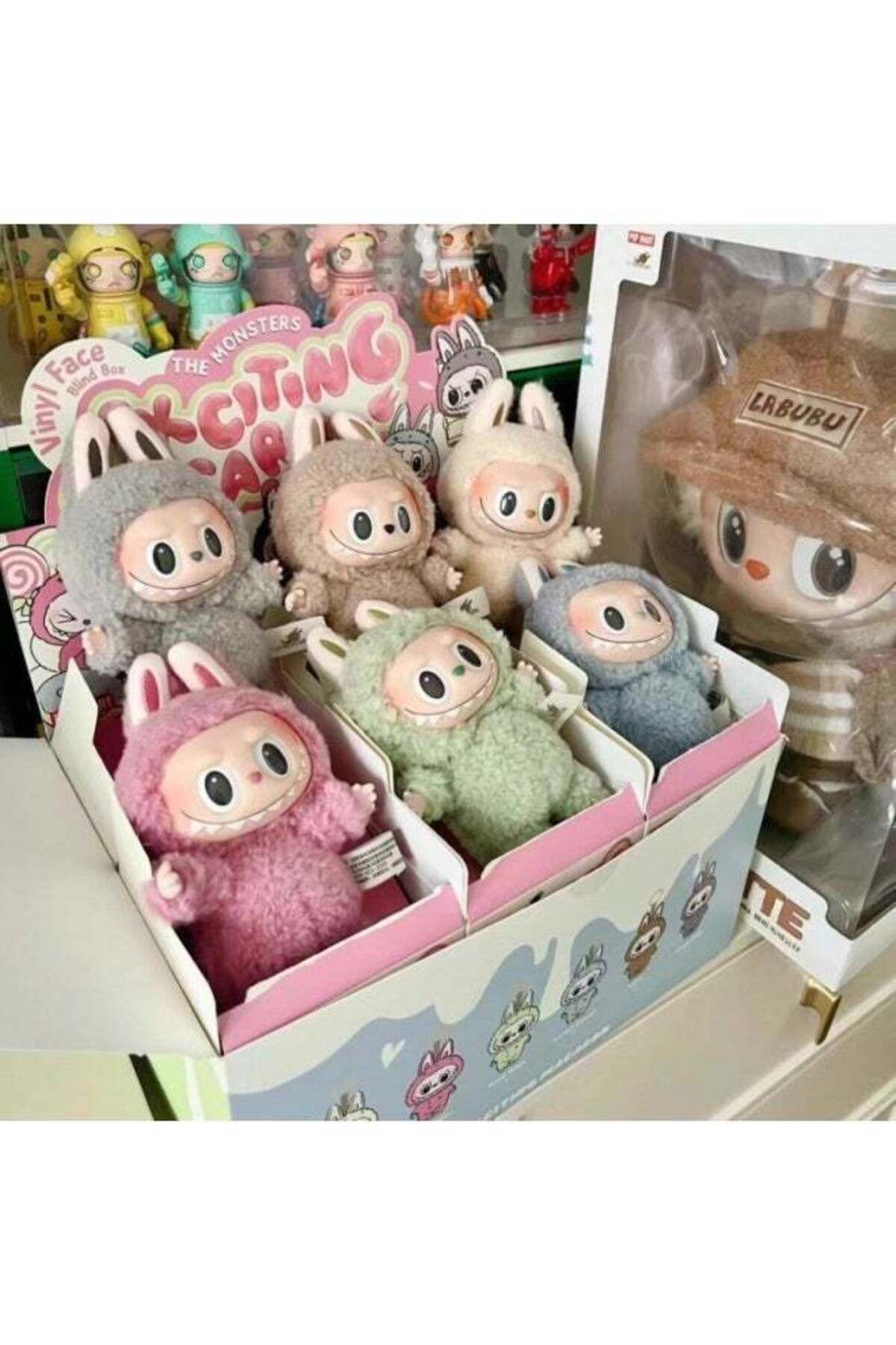 COOYA-Labubu Spring Wild With Box Macarons Bubble, Monsters Chess Adventure Series, Plush Doll Toy 3