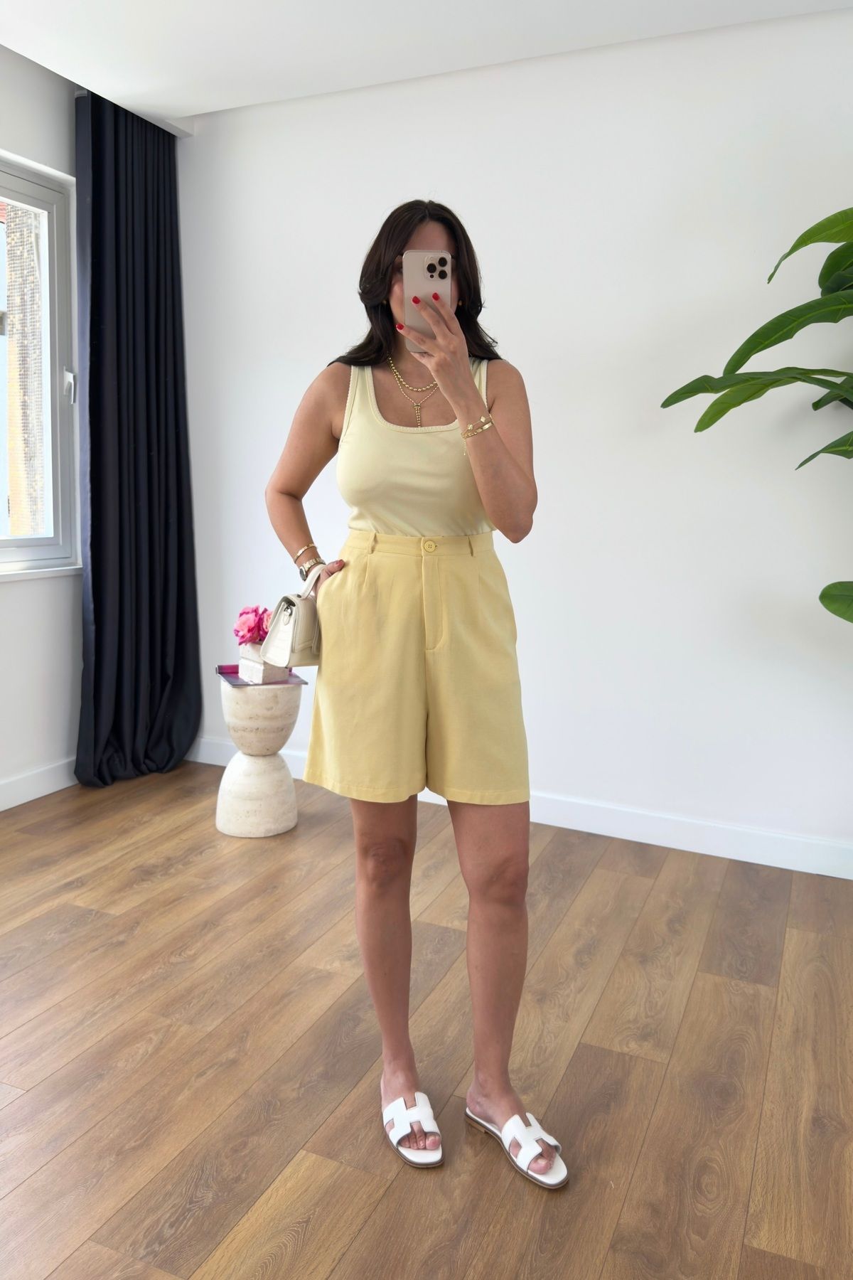 BİRCANÇİL-Mandy Yellow Linen Shorts 2