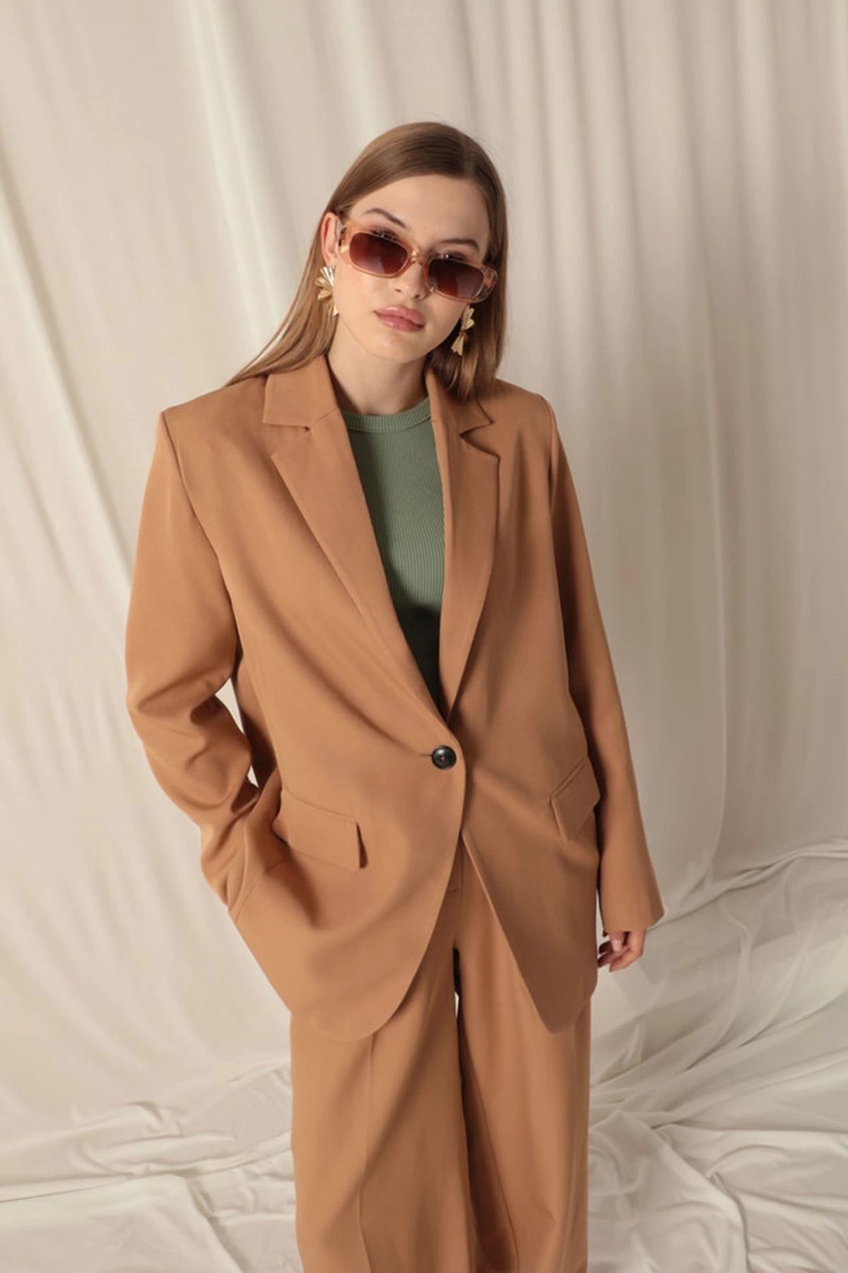 KEREM YAPI MARKET Atlas Kumaş Oversize Kadın Taba Ceket