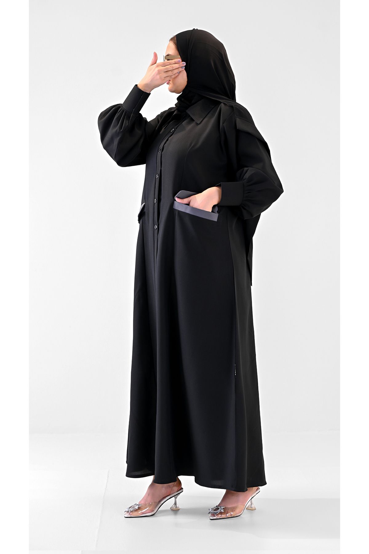 GENERAL-Black linen abaya with a turn-up collar and gray pockets - formal work design 6