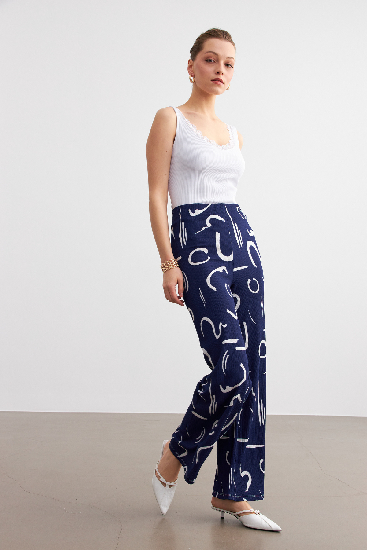 Trendseninle-Women's Navy Blue Patterned Pipe Leg Trousers 3