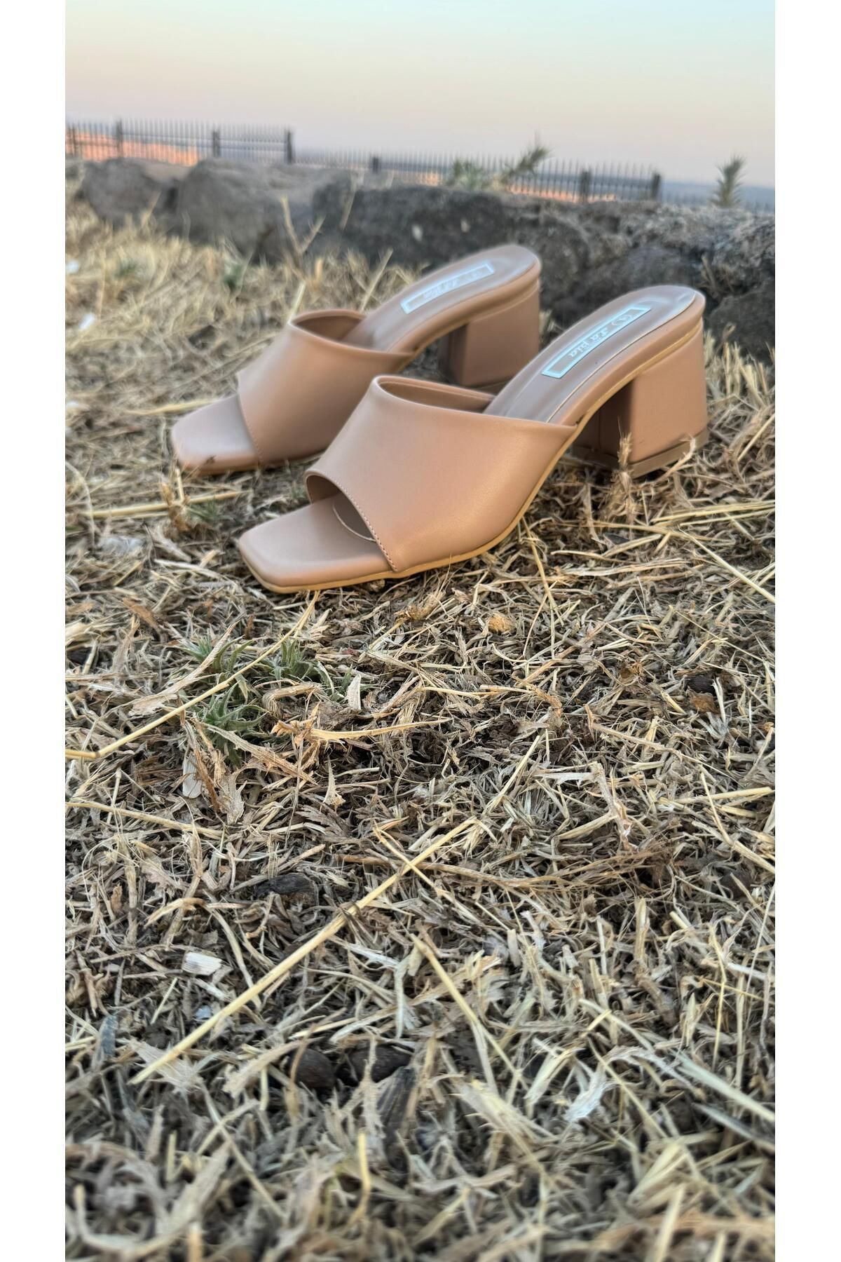 ŞAWURO ŞAWURO KADIN TERLİK TOPUK BOYU 5 CM