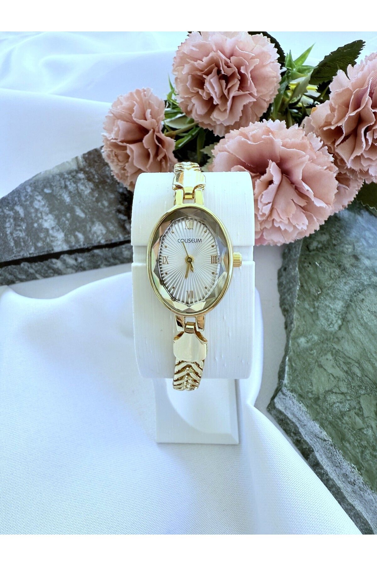 Mazzy Vintage İçi Beyaz Gold Kadın Kol Saati