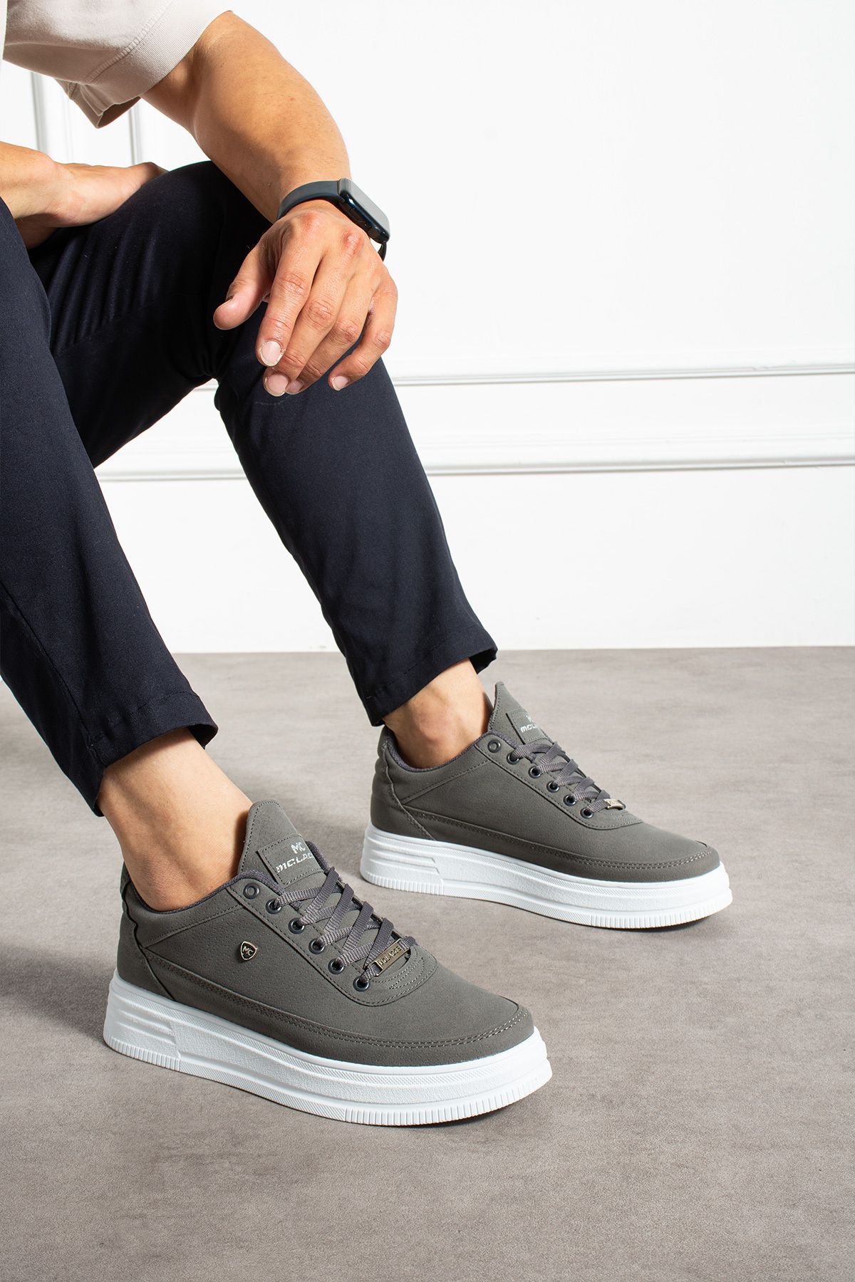MCLACOS Gri Erkek Sneaker Günlük Spor Ayakkabı Yüksek Taban - Rahat Tasarım Q7