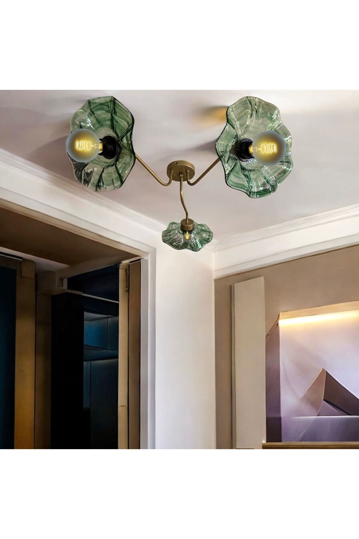 burenze Luxury Modern Exclusive Tasarım Yeşil Kristal Camlı Flower Çiçek Üçlü Avize Eskitme Gold Sarı