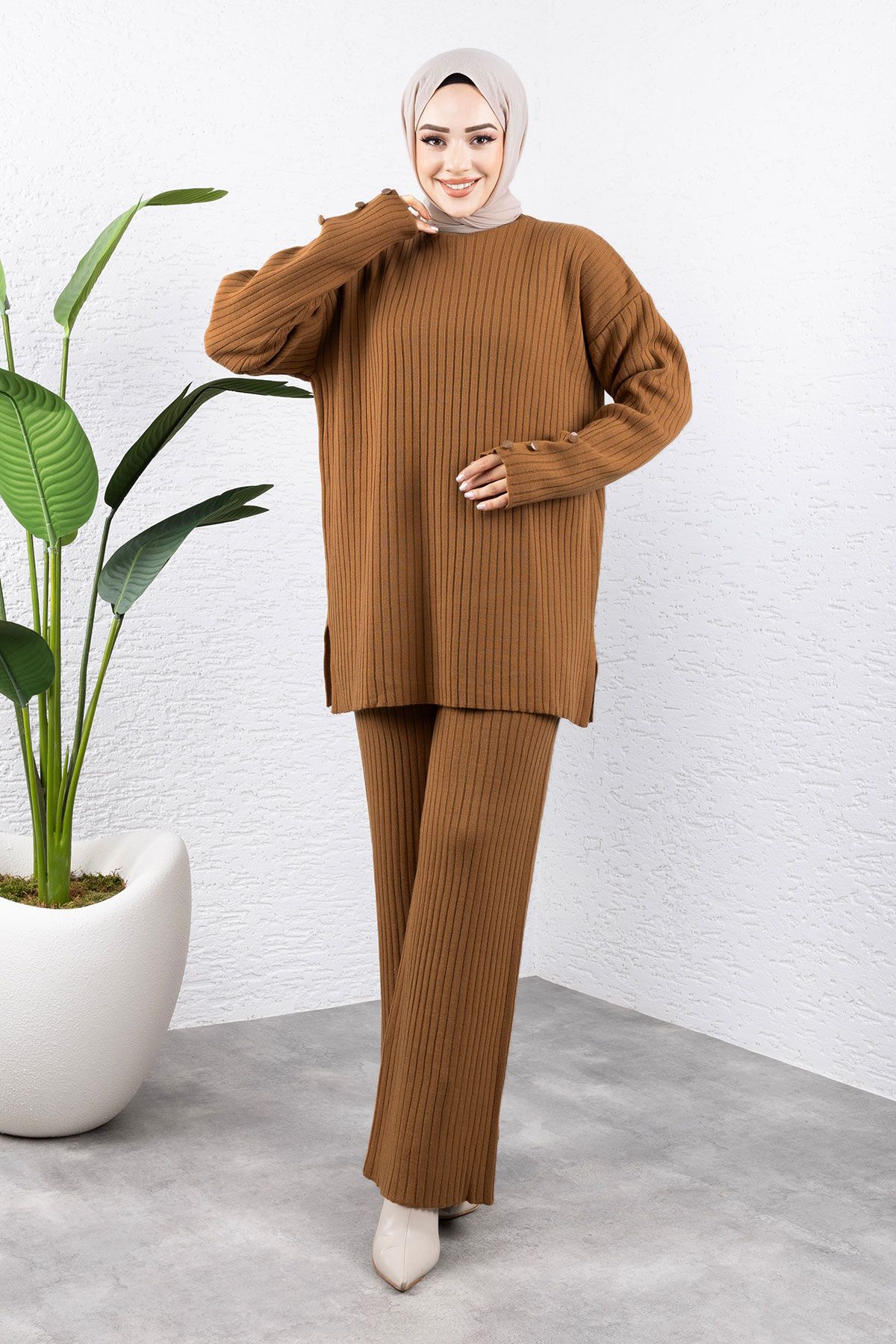Tesettür Dünyası-Taba Knitwear Set - Tsd with Handle End Button Detail 240947 4