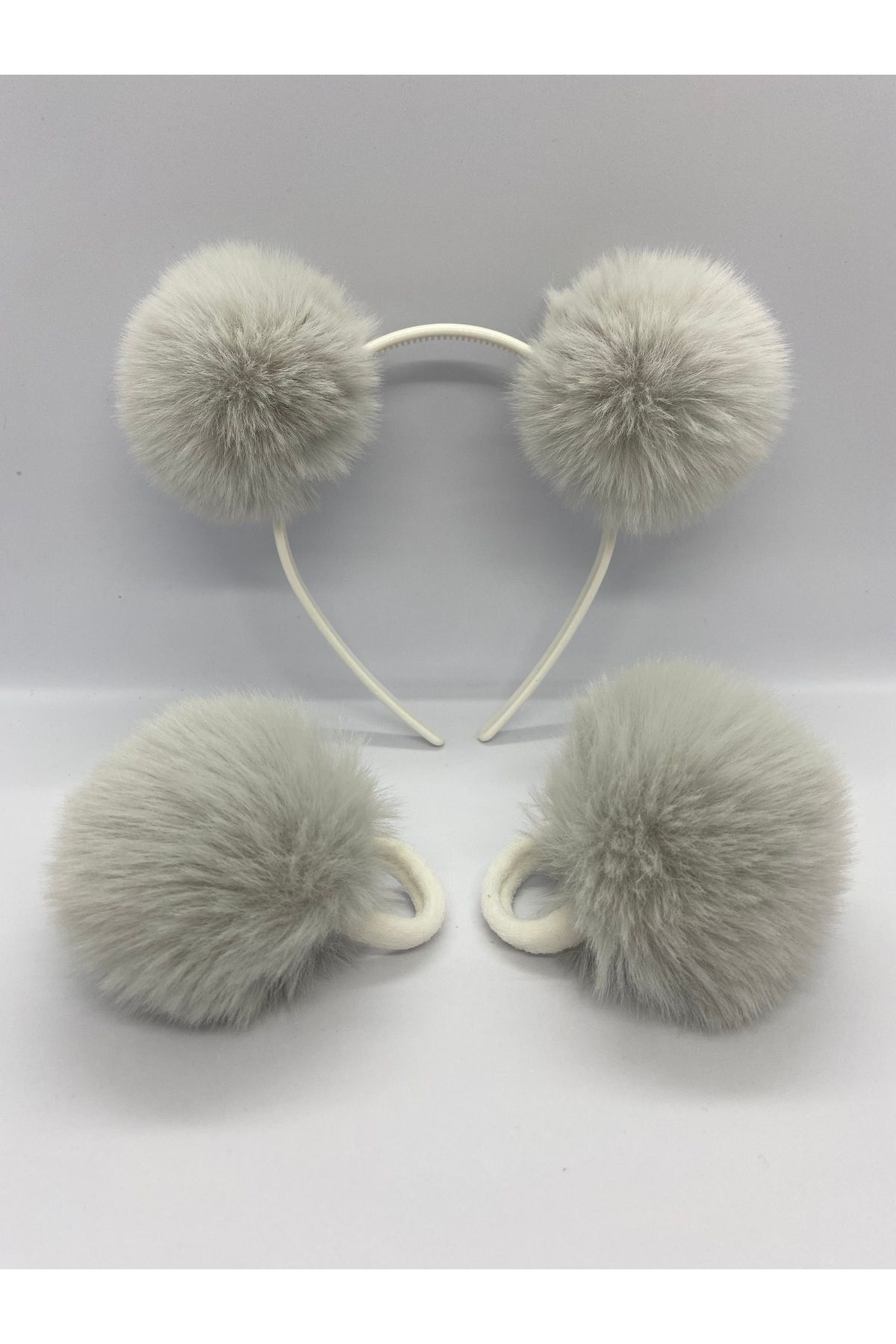 TOKA&TOKA 3'lü Set Peluş Tüy Büyük Ponponlu Tac Ve 2 Adet Lastikli Toka